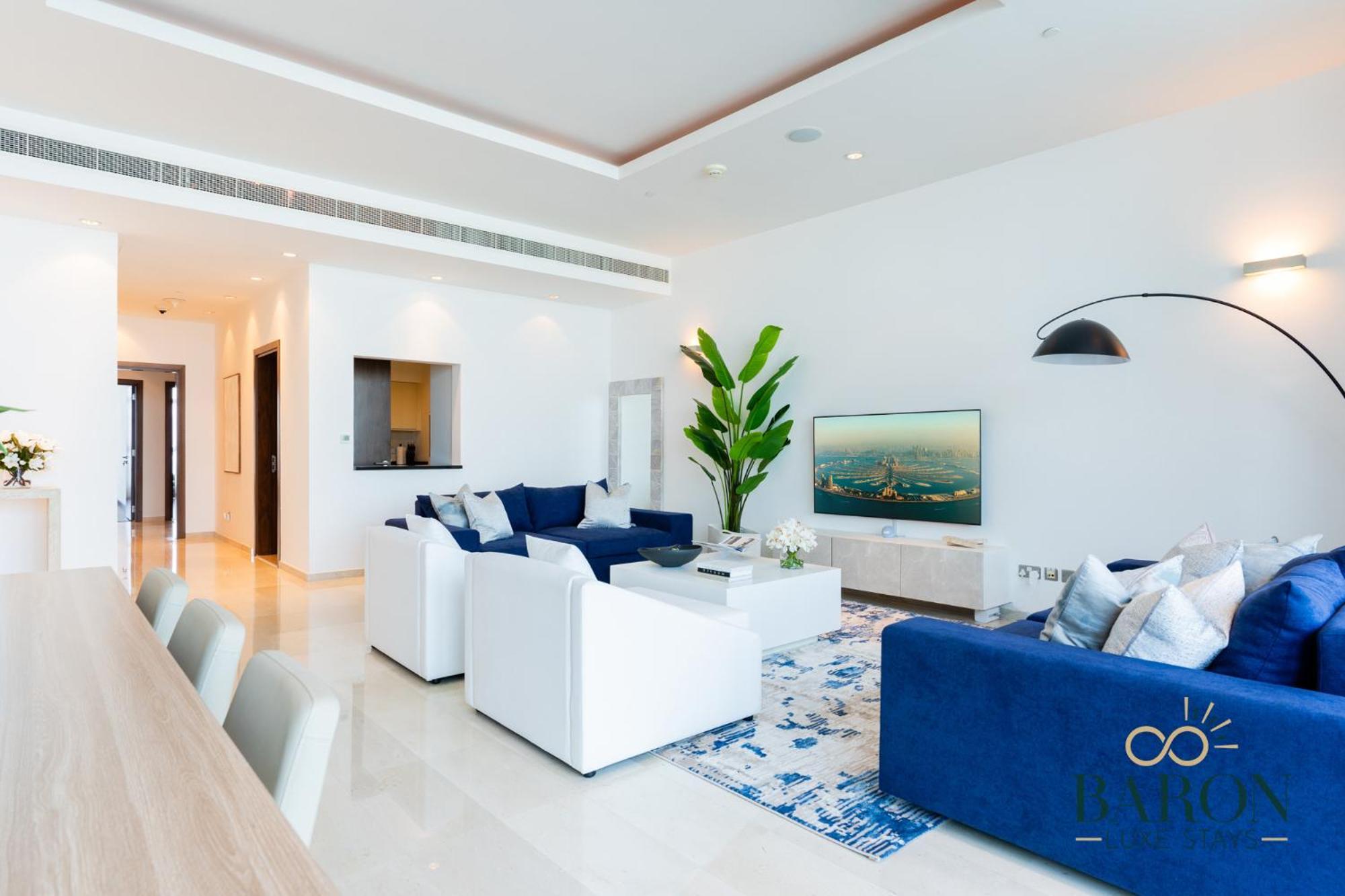 Large Waterfront Property 105
