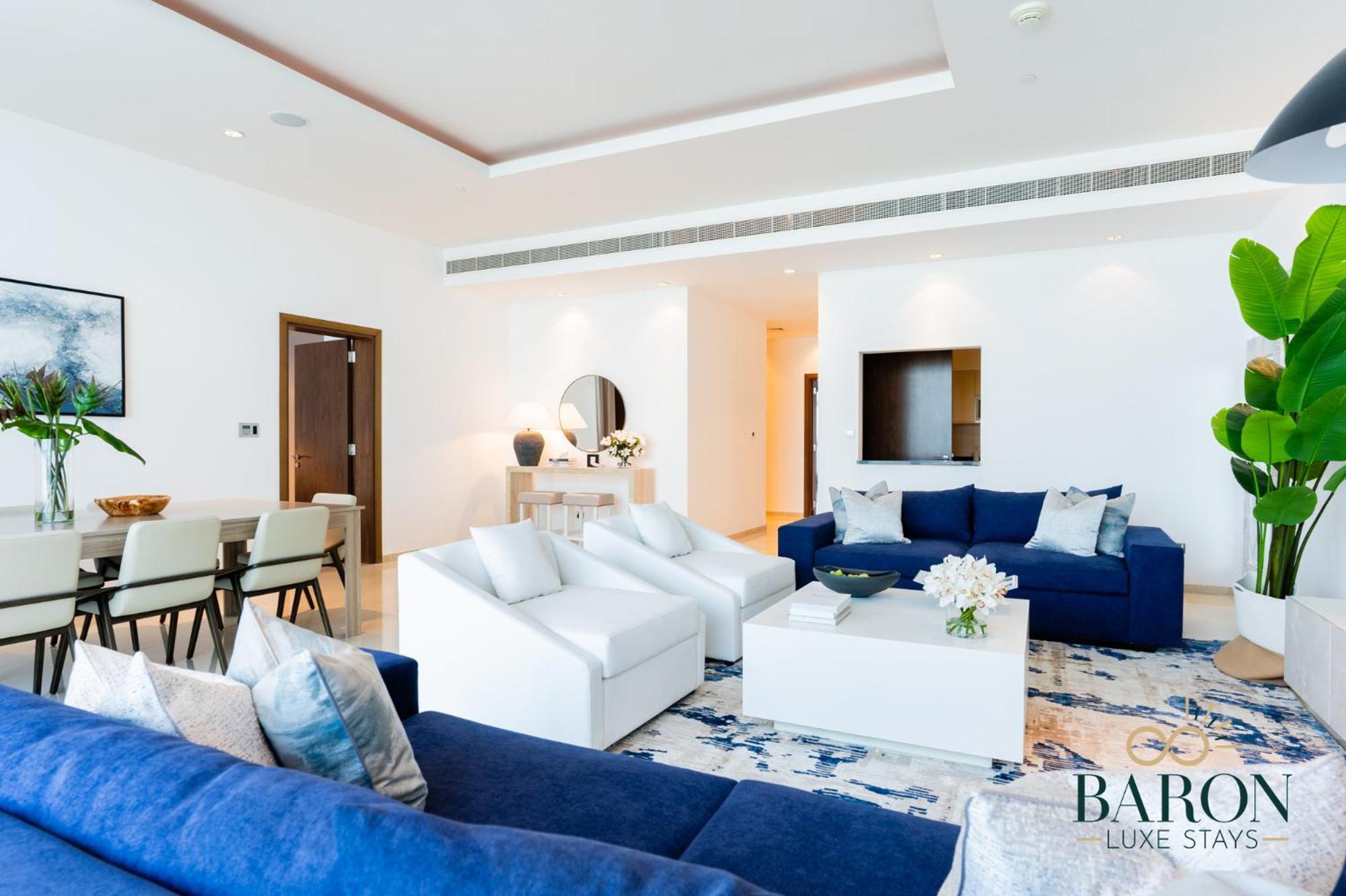 Apartment Large Waterfront Property 105 Dubai