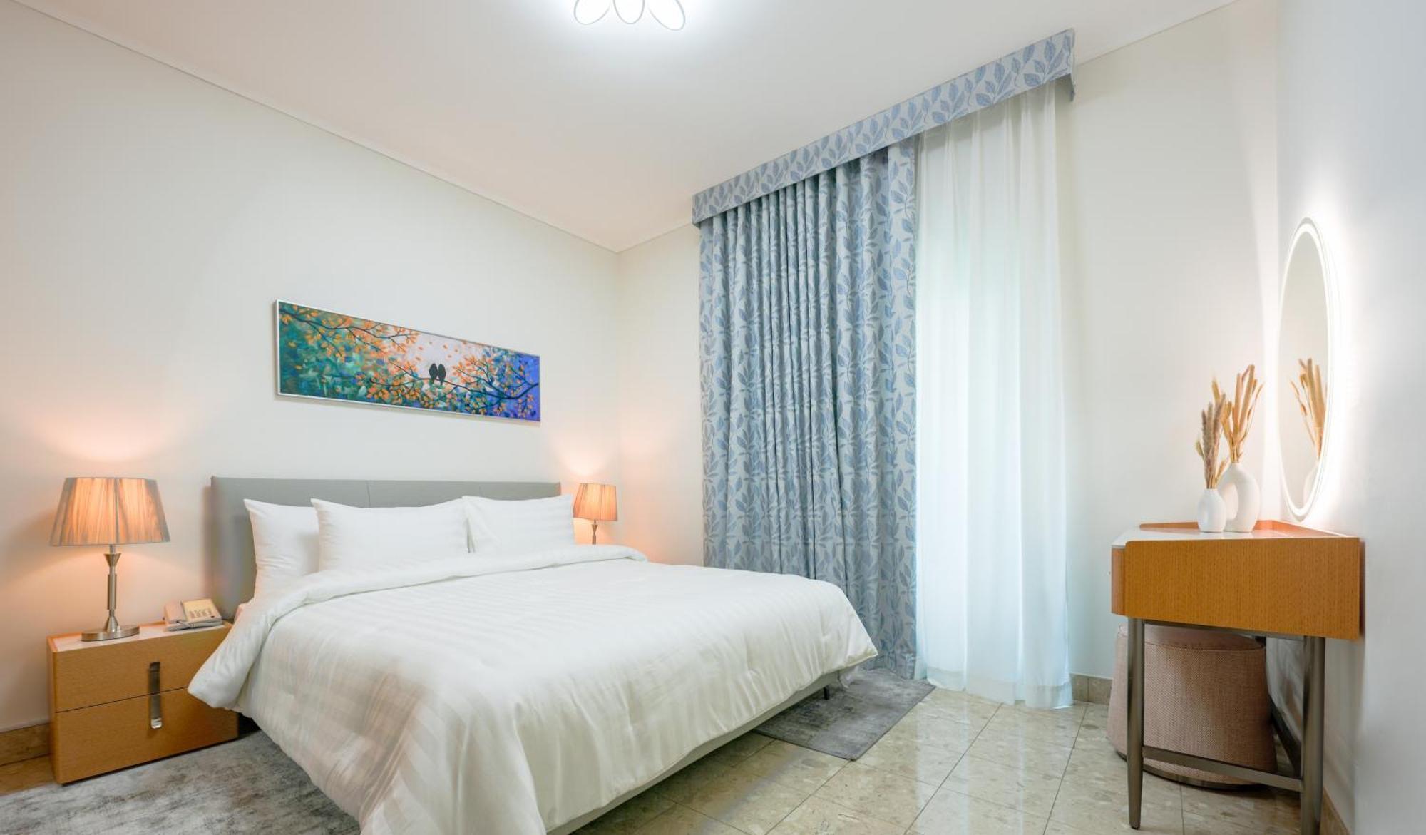 Al Bustan Centre &