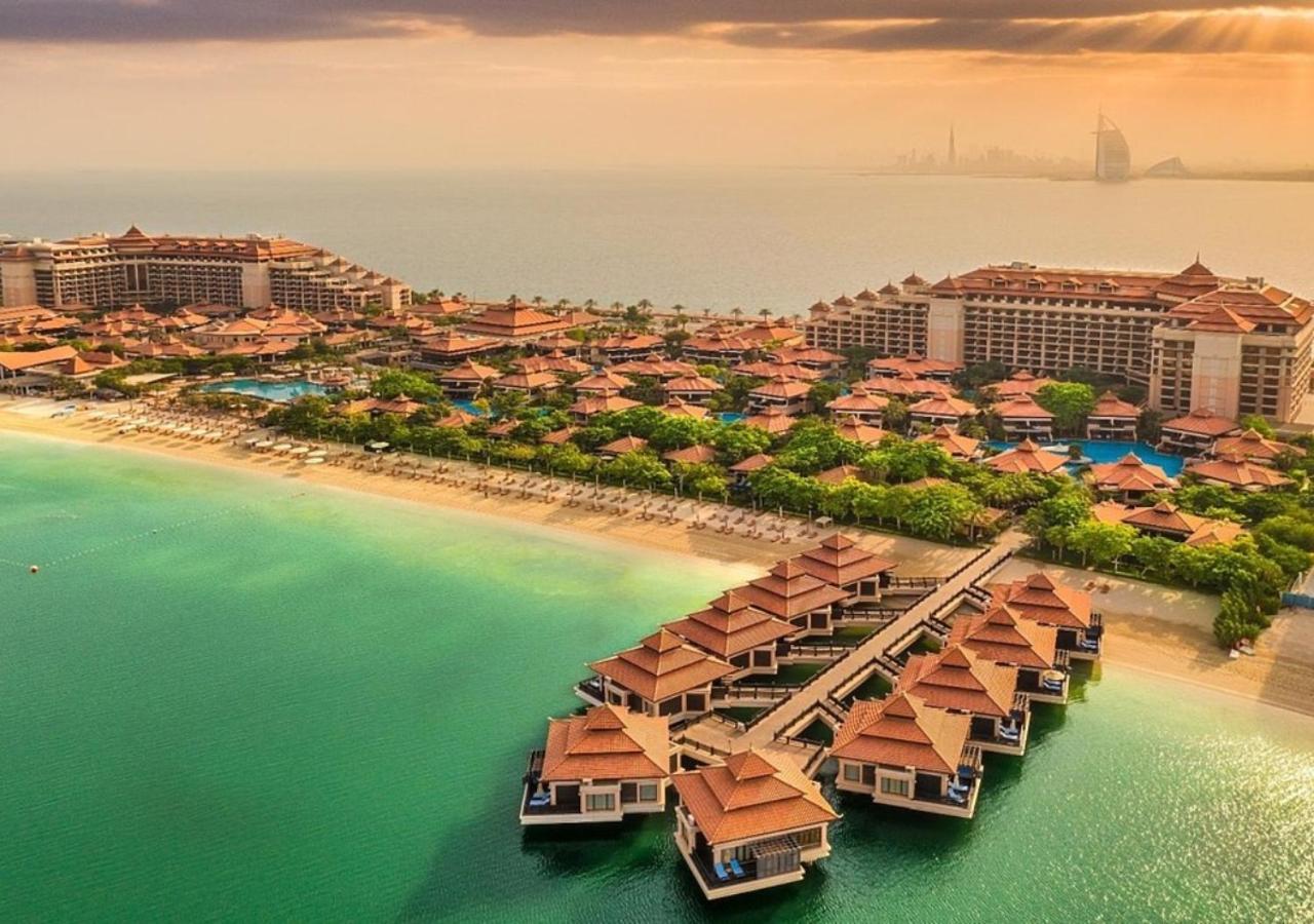 Lux Mina 1 Bhk In Palm Jumeirah With Sea View And Private Beach