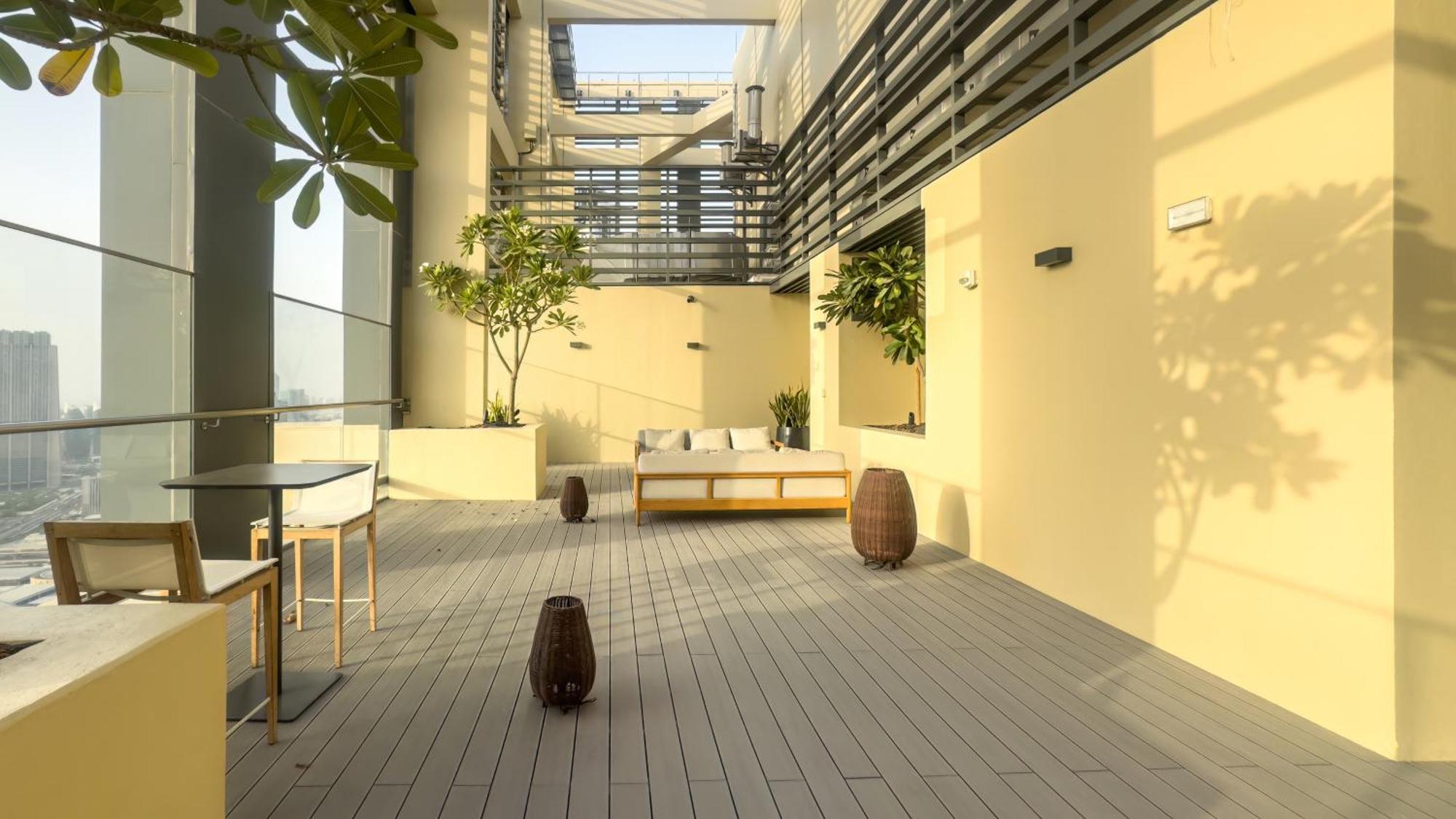 Apartment Luxury 1br, 5 Min Walk To Mall & Burj Khalifa, Sleep 1-4 *