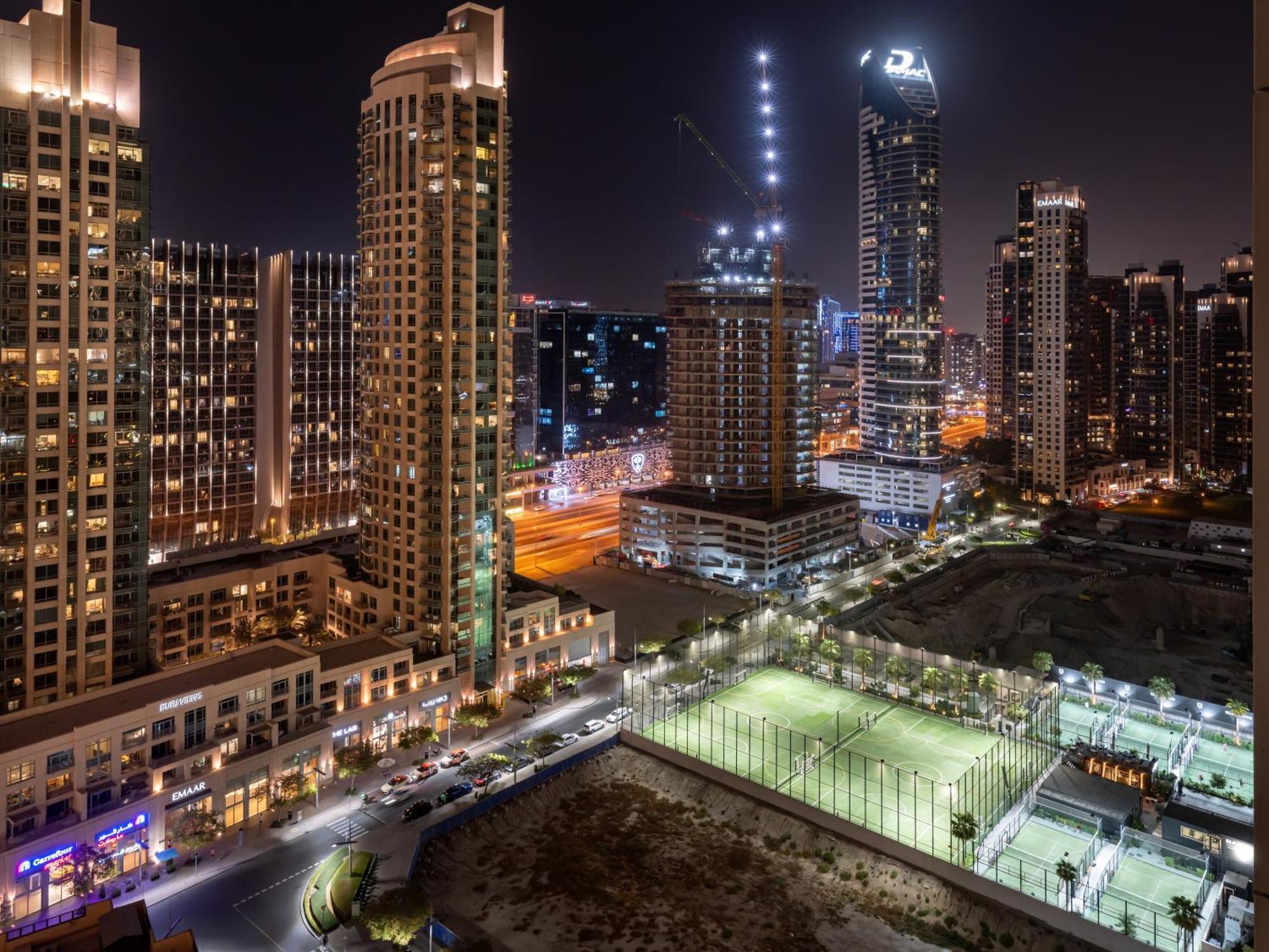 Luxury 1br, 5 Min Walk To Mall & Burj Khalifa, Sleep 1-4 *