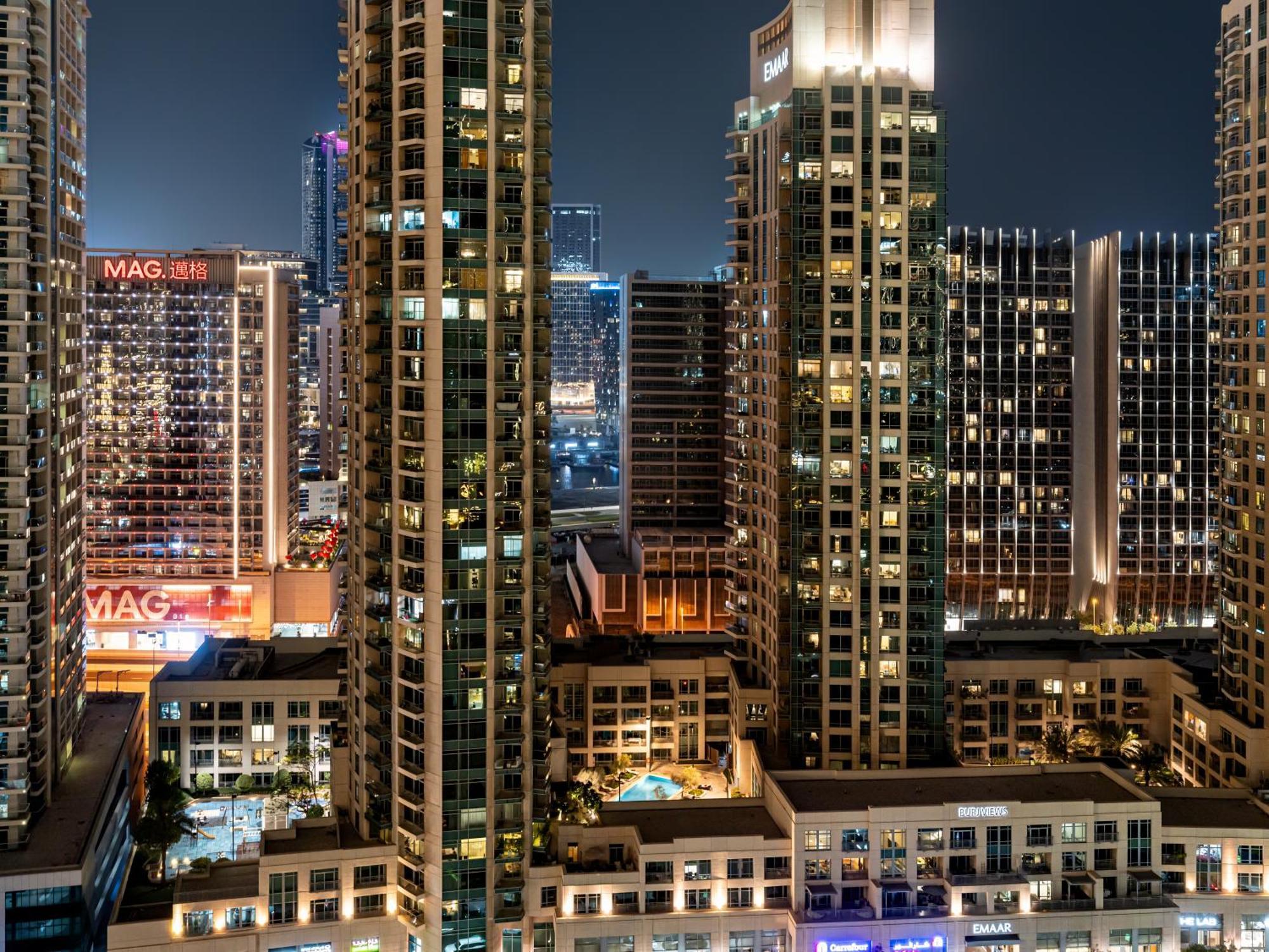Luxury 1br, 5 Min Walk To Mall & Burj Khalifa, Sleep 1-4 Apartment