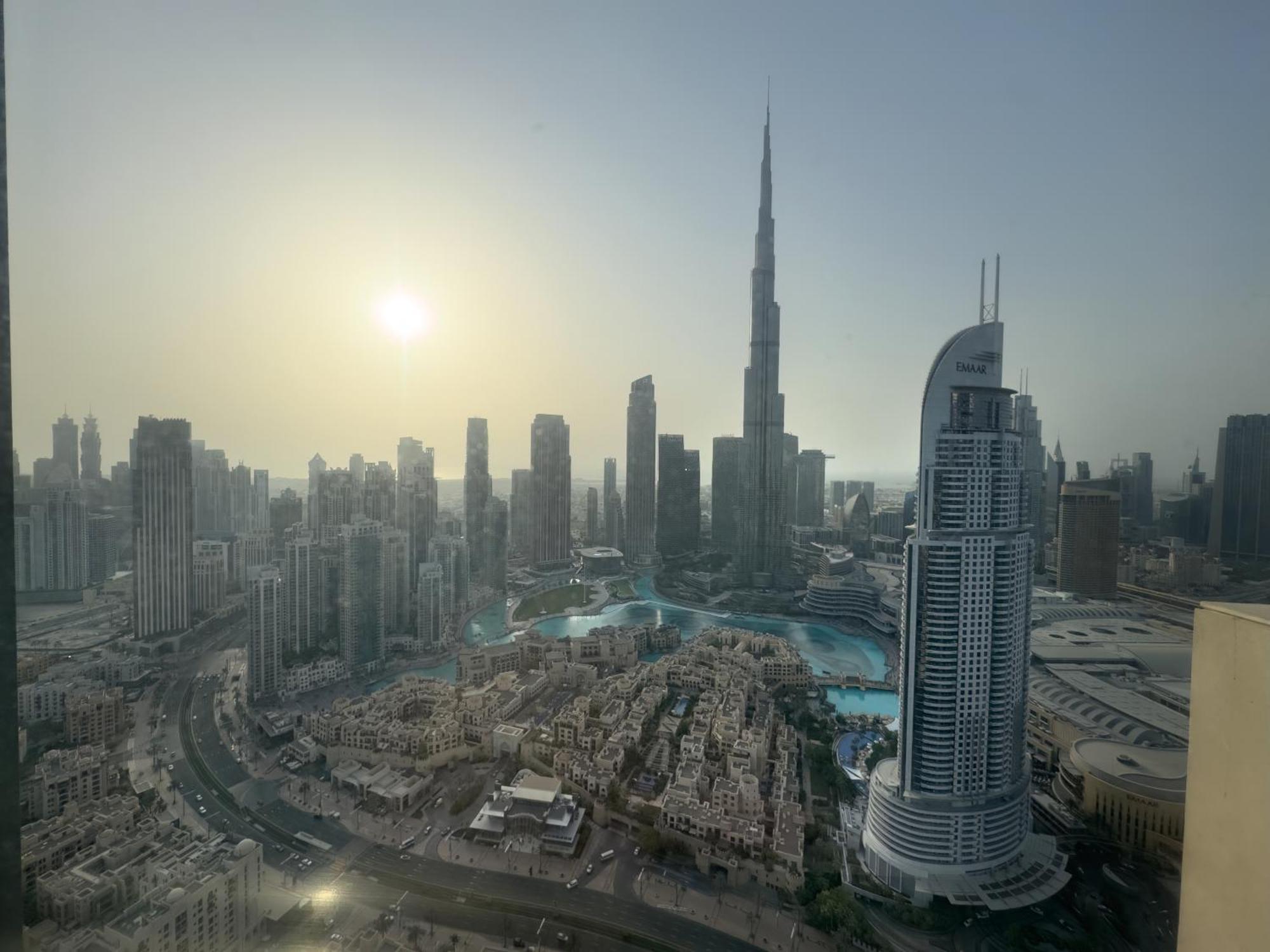 Apartment Luxury 1br, 5 Min Walk To Mall & Burj Khalifa, Sleep 1-4