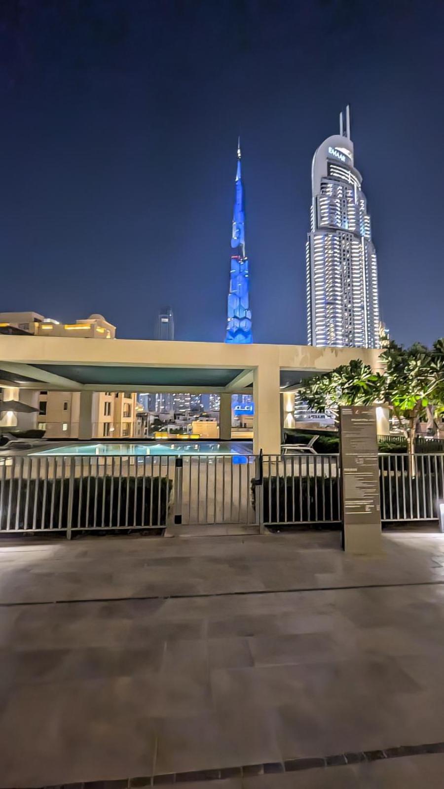Luxury 1br, 5 Min Walk To Mall & Burj Khalifa, Sleep 1-4 Apartment *