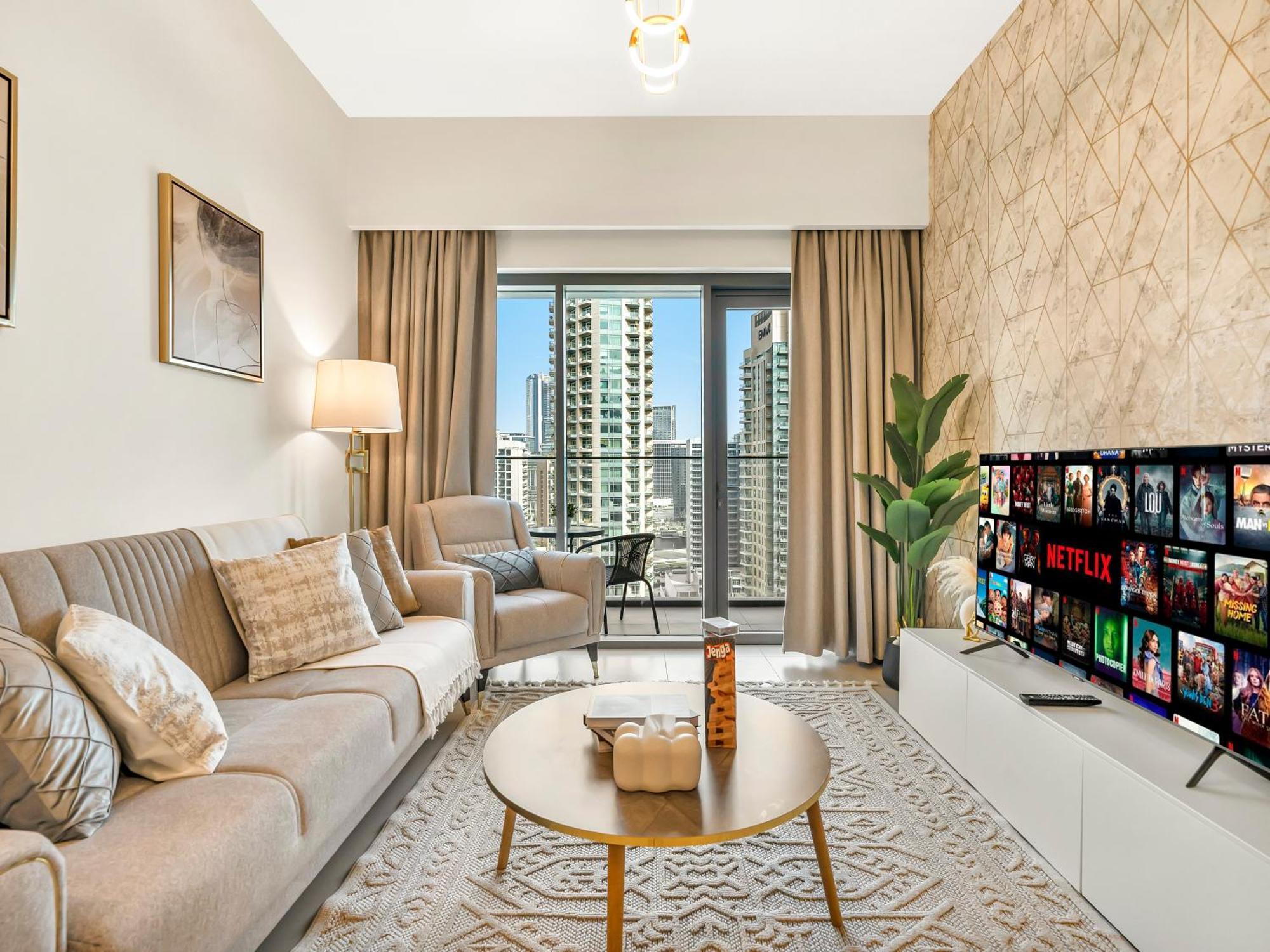 Apartment Luxury 1br, 5 Min Walk To Mall & Burj Khalifa, Sleep 1-4 Dubai