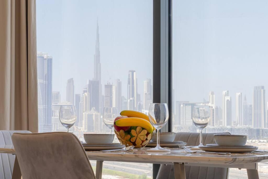 Apartment Marco Polo - Stunning 2br With Burj View, Spacious Gym & Pool Dubai
