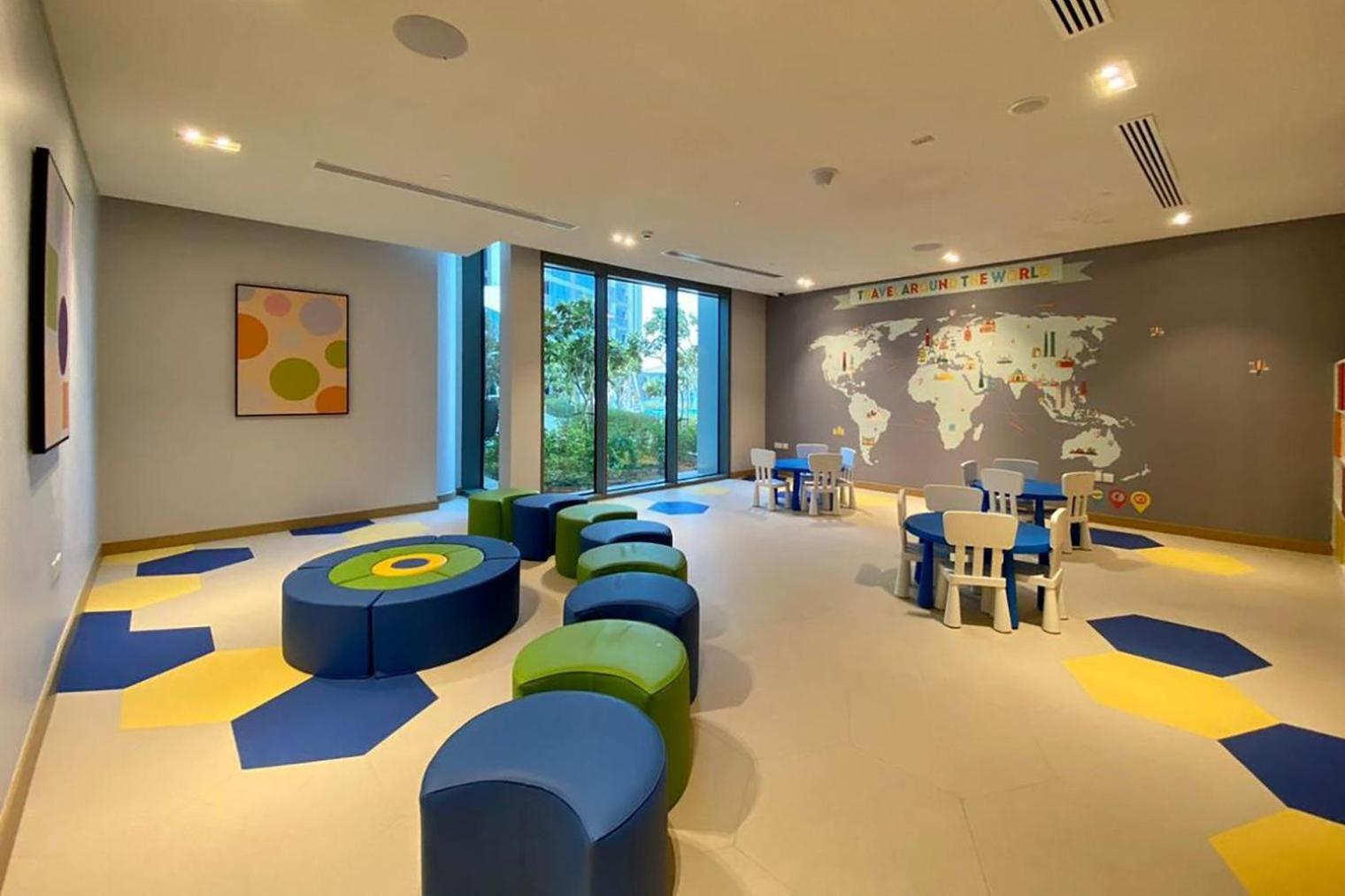Blueground 5242 Tower Pool Elev Garage Dxb-921 Apartment Dubai