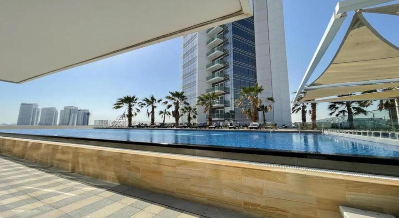 Damac Hills Carson On Golf Course * Dubai