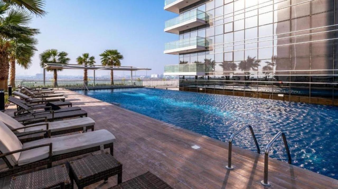 Apartment Damac Hills Carson On Golf Course Dubai