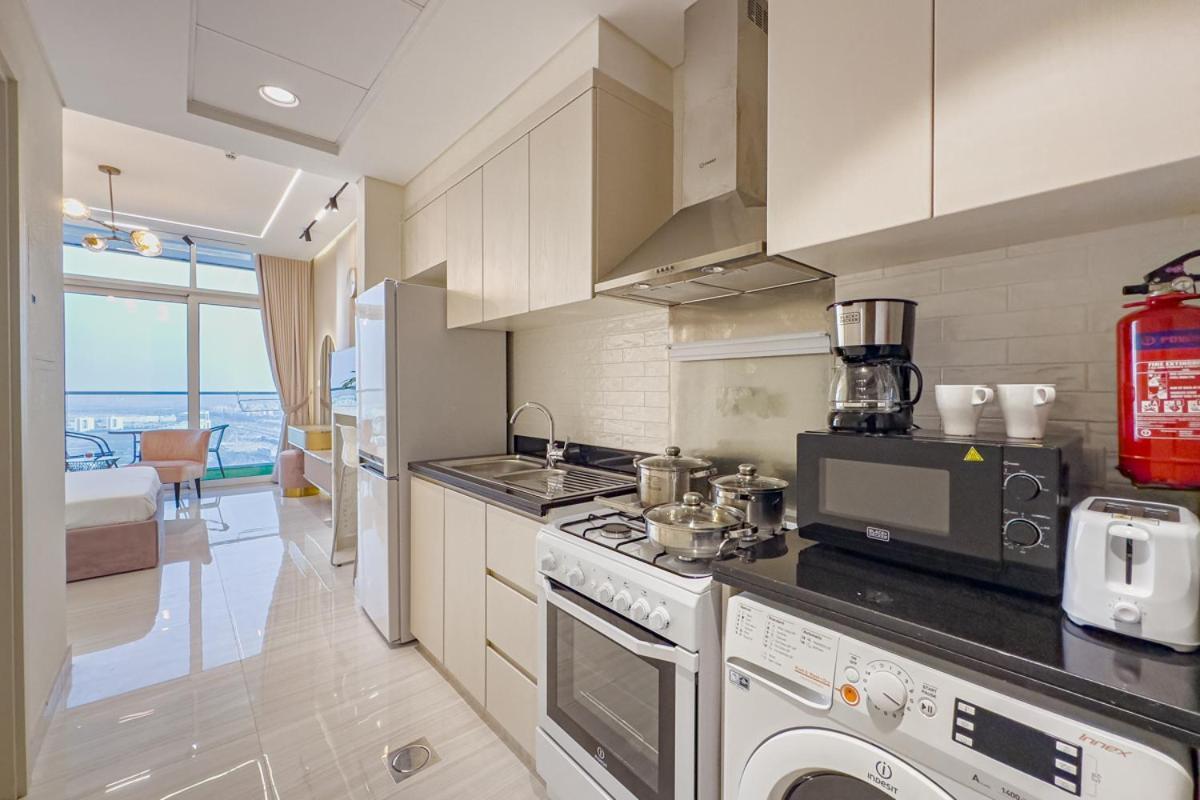 Apartment Damac Hills Carson On Golf Course *