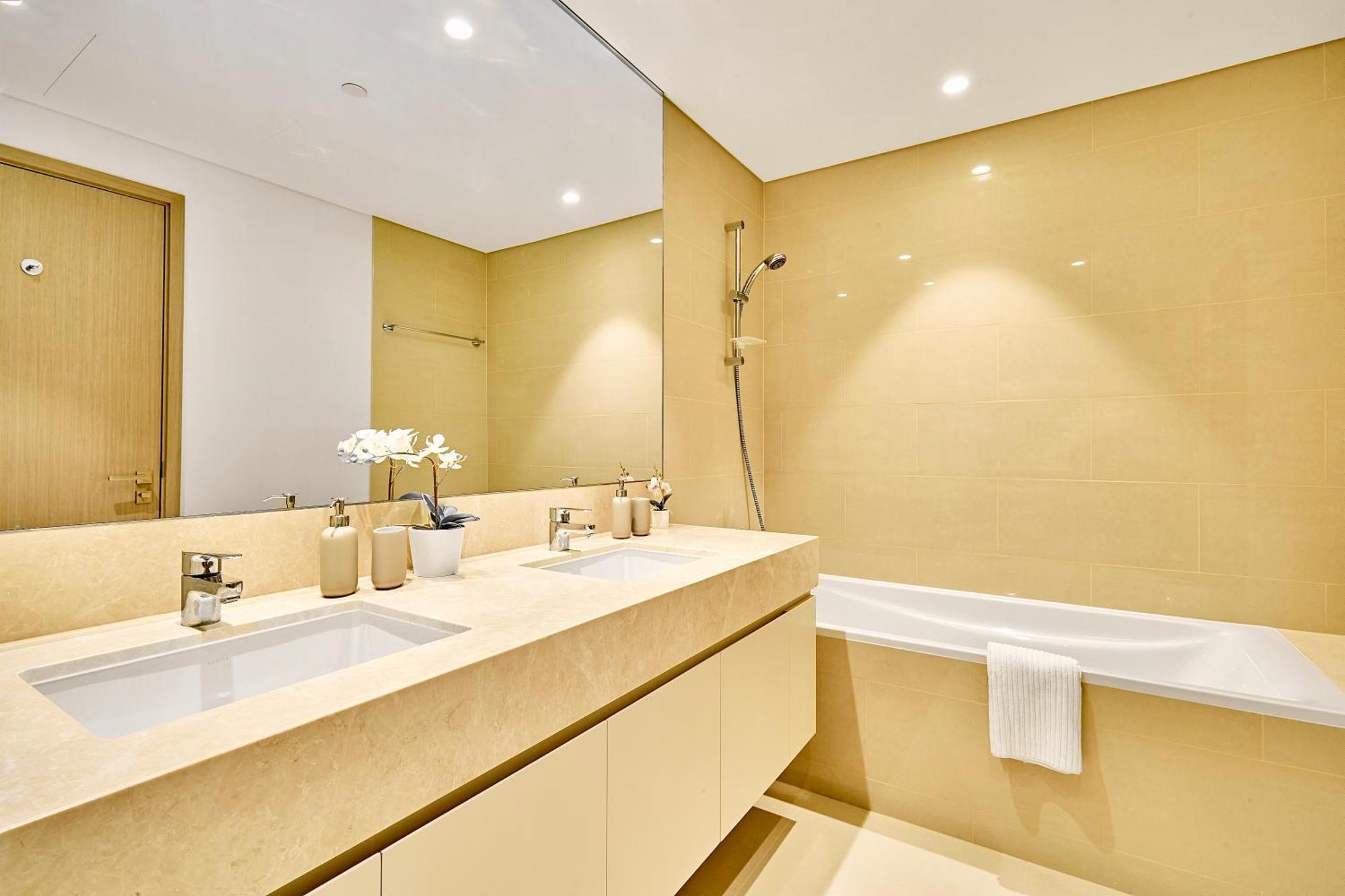 Majestic Act 2bedroom Boulevard View * Dubai