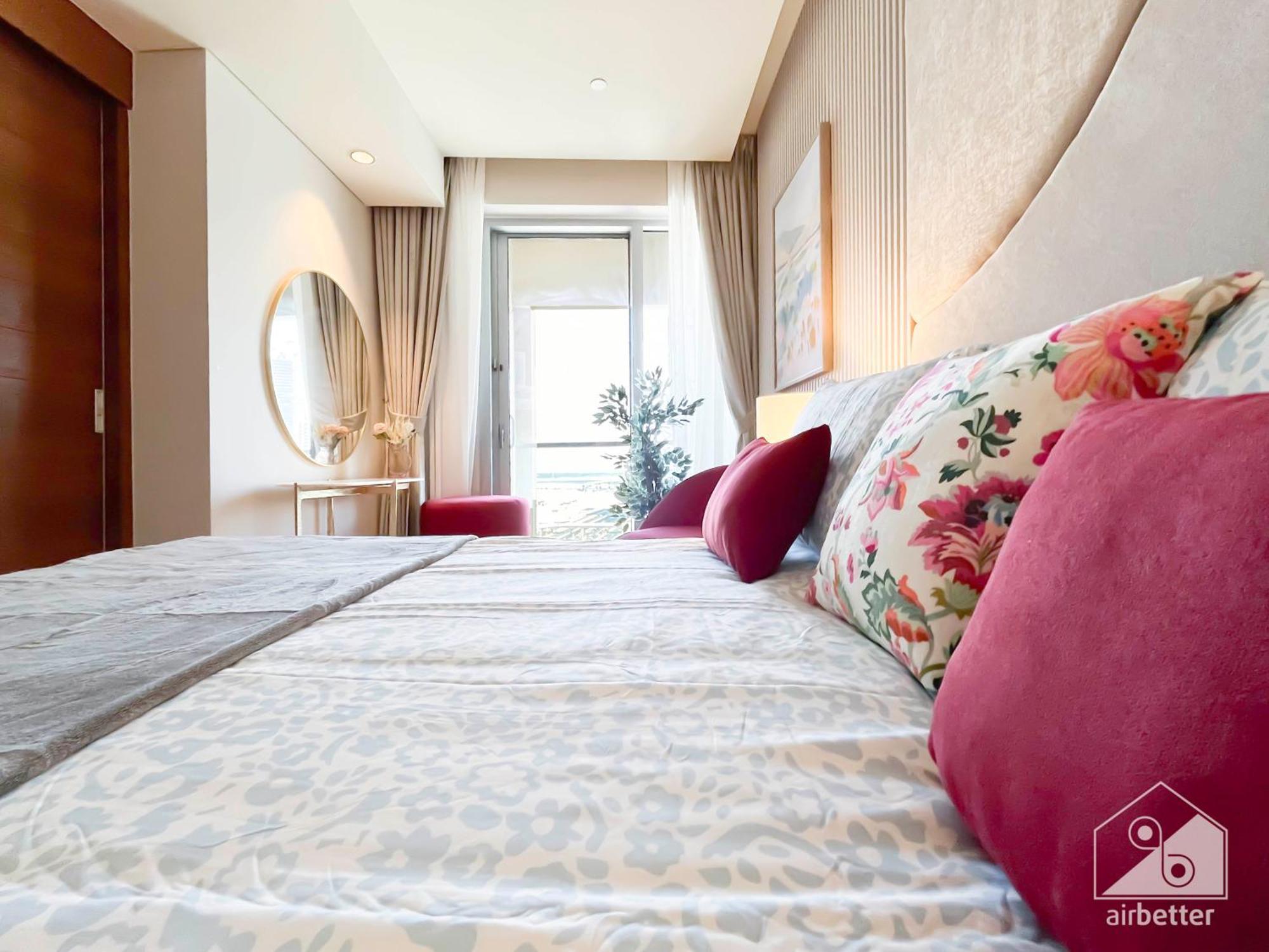 Mall Downtown Luxury With Balcony & View Dubai