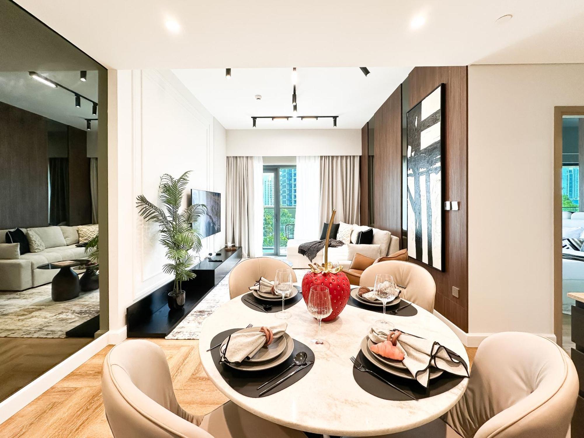 Downtown Elegance - Stylish Urban Retreat Apartment Dubai