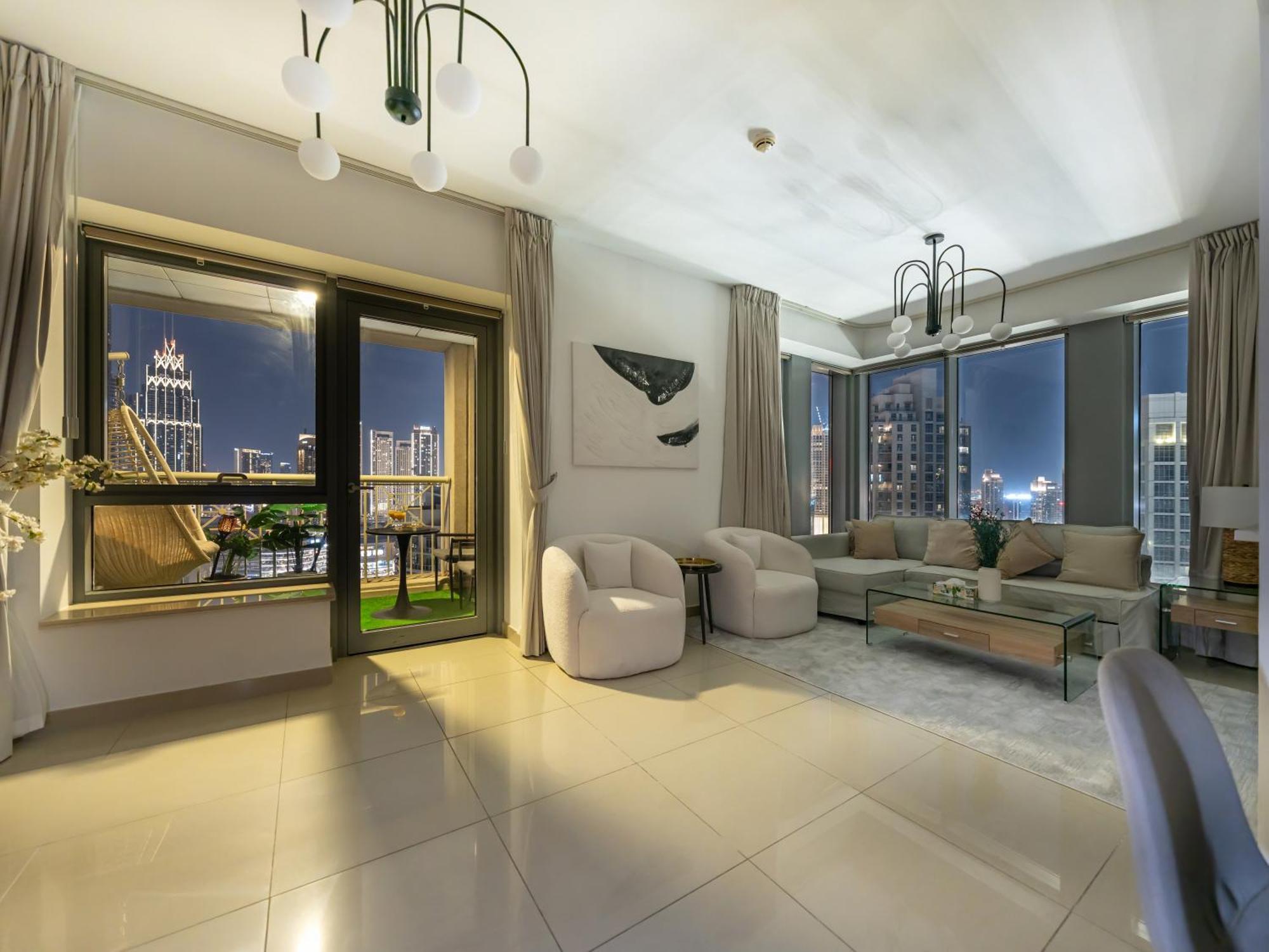 Apartment Lavish 2 Bedroom I Burj Khalifa & Fountain Views I Free Gym, Pool, Parking, Wi-fi And Ps5 I By Skyline Serenity *
