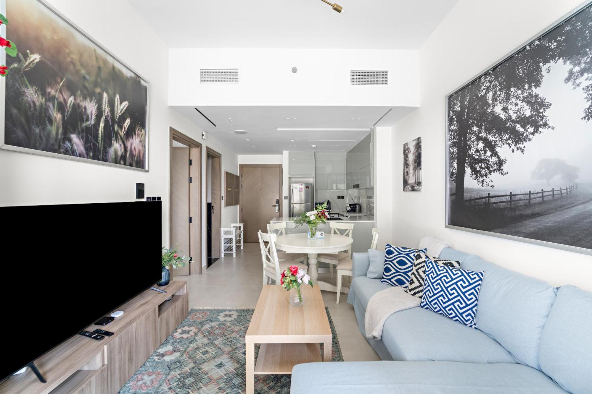 Elegant 1-bedroom Apartment Dubai