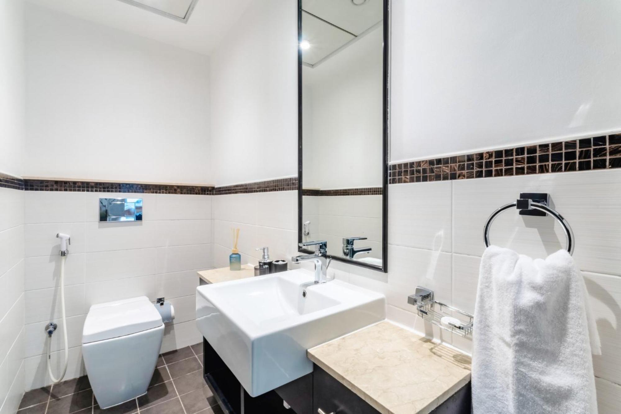 Elegant 1 Bdr Very Close To Jbr & Marina Walk I Ain View *