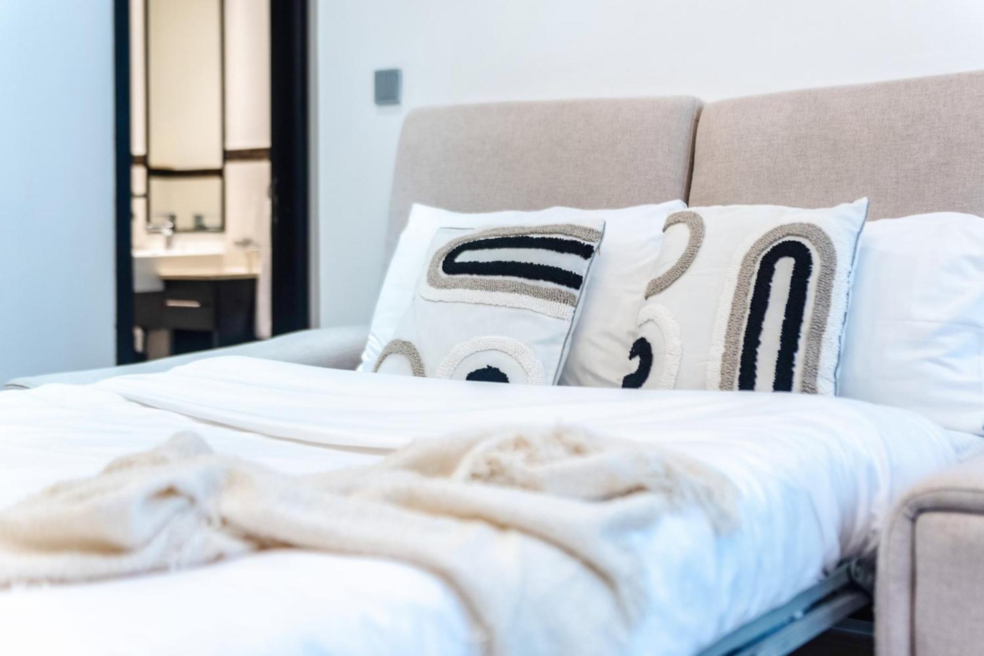 Elegant 1 Bdr Very Close To Jbr & Marina Walk I Ain View Apartment *