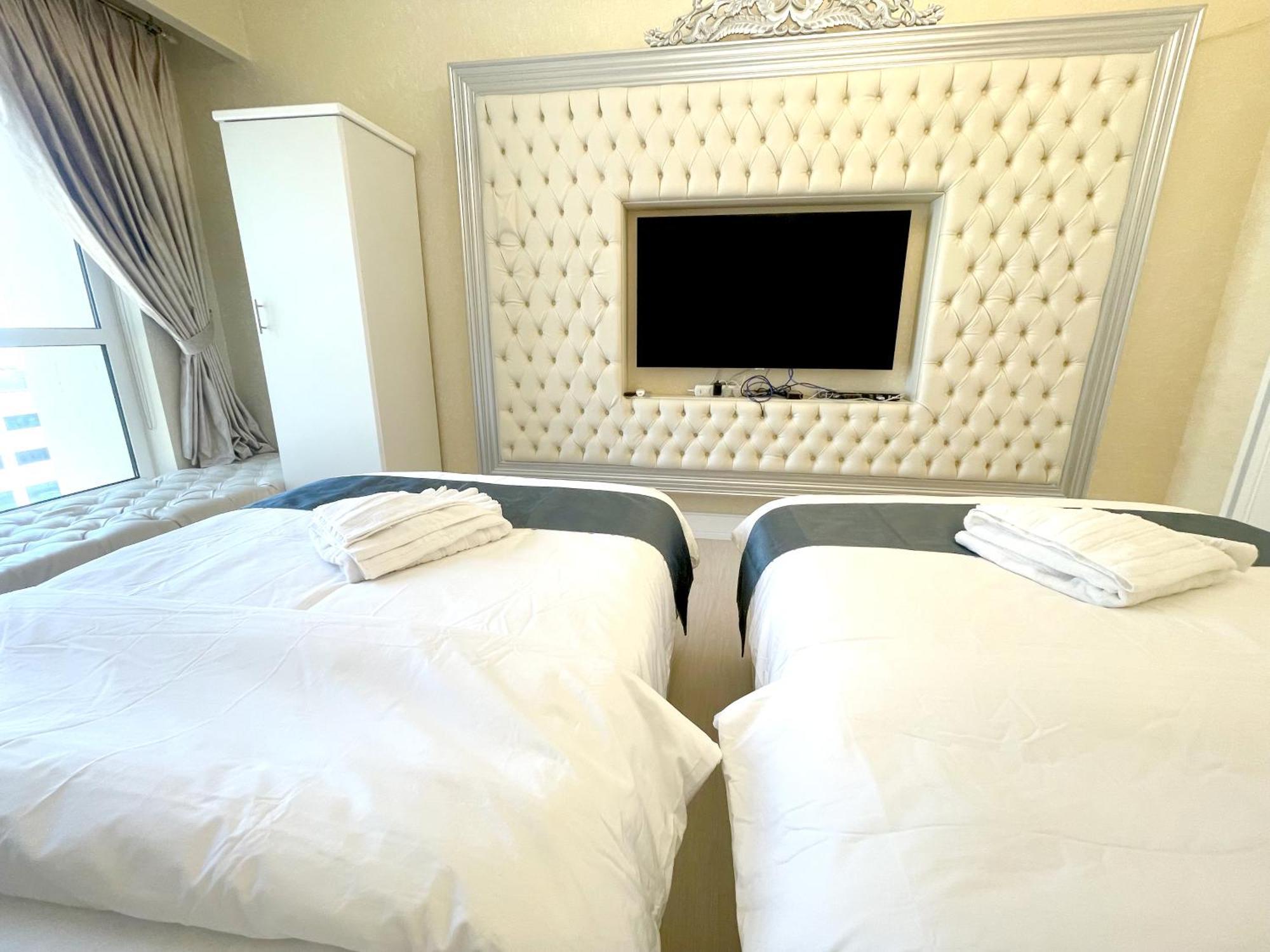 Royal Beach Residences *