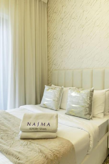 Apartment Nasma Luxury - Contemporary Living In A Cozy