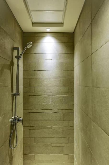 Nasma Luxury - Contemporary Living In A Cozy Apartment Dubai
