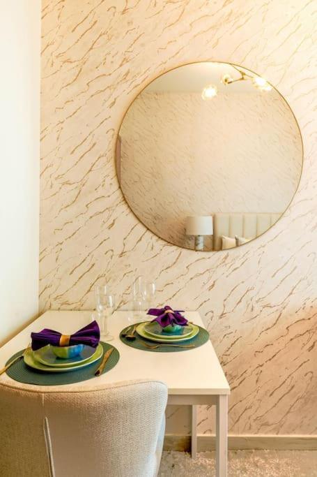 Nasma Luxury - Contemporary Living In A Cozy