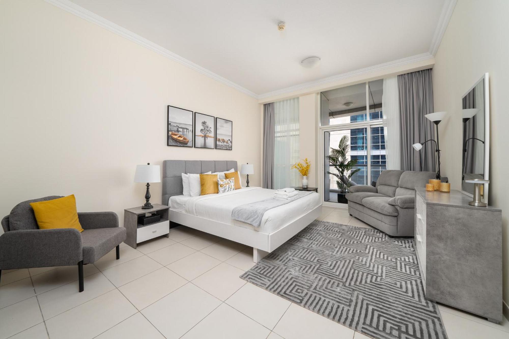 Spacious 2-bedroom At Missoni, Steps From Canal, Business Bay *