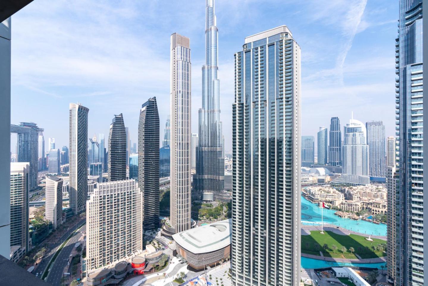 1br Iconic Burj Khalifa View Downtown Apartment Dubai