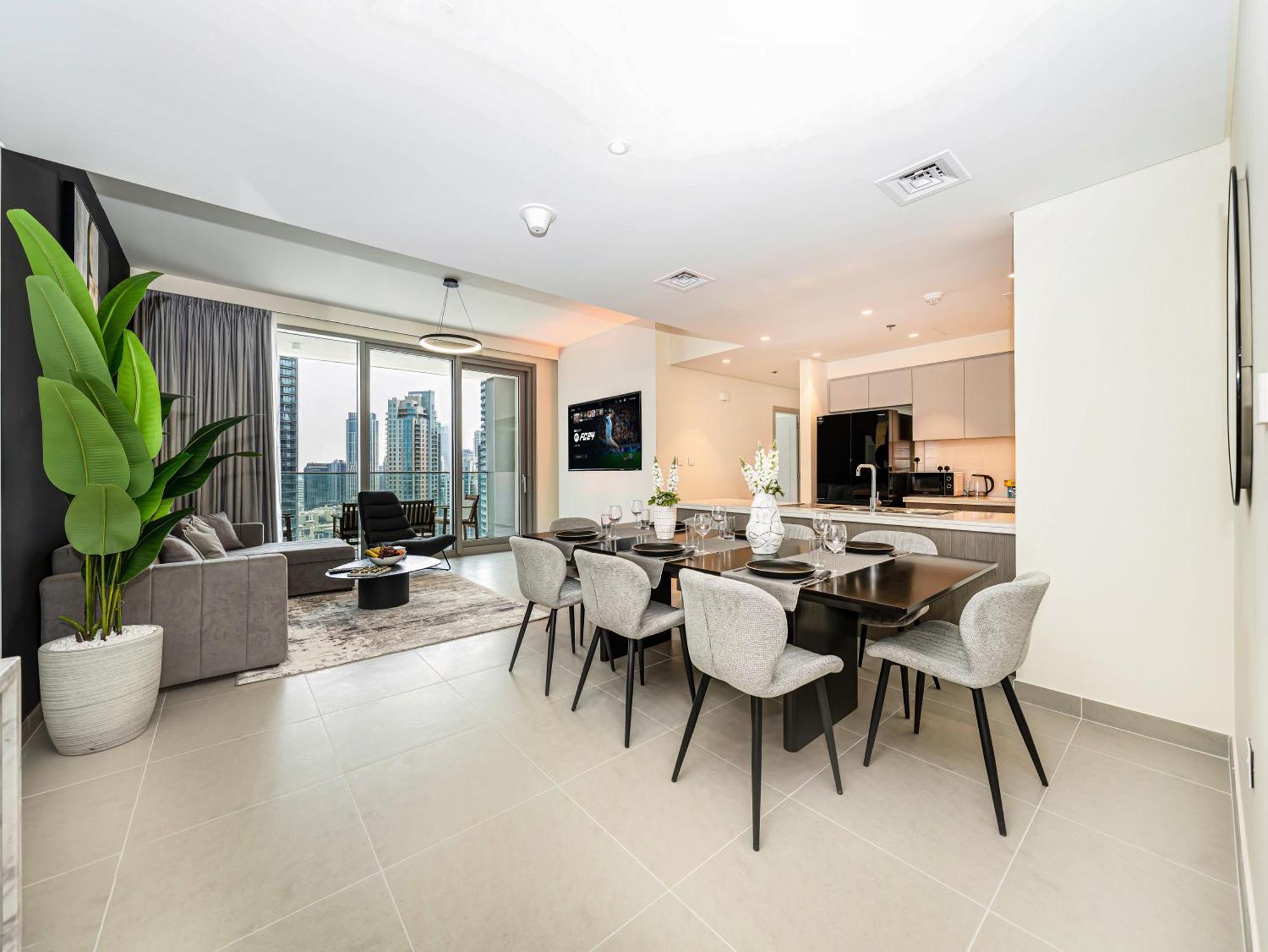 Luxury 4br Apt-iconic Burj Khalifa &fountain Views Dubai