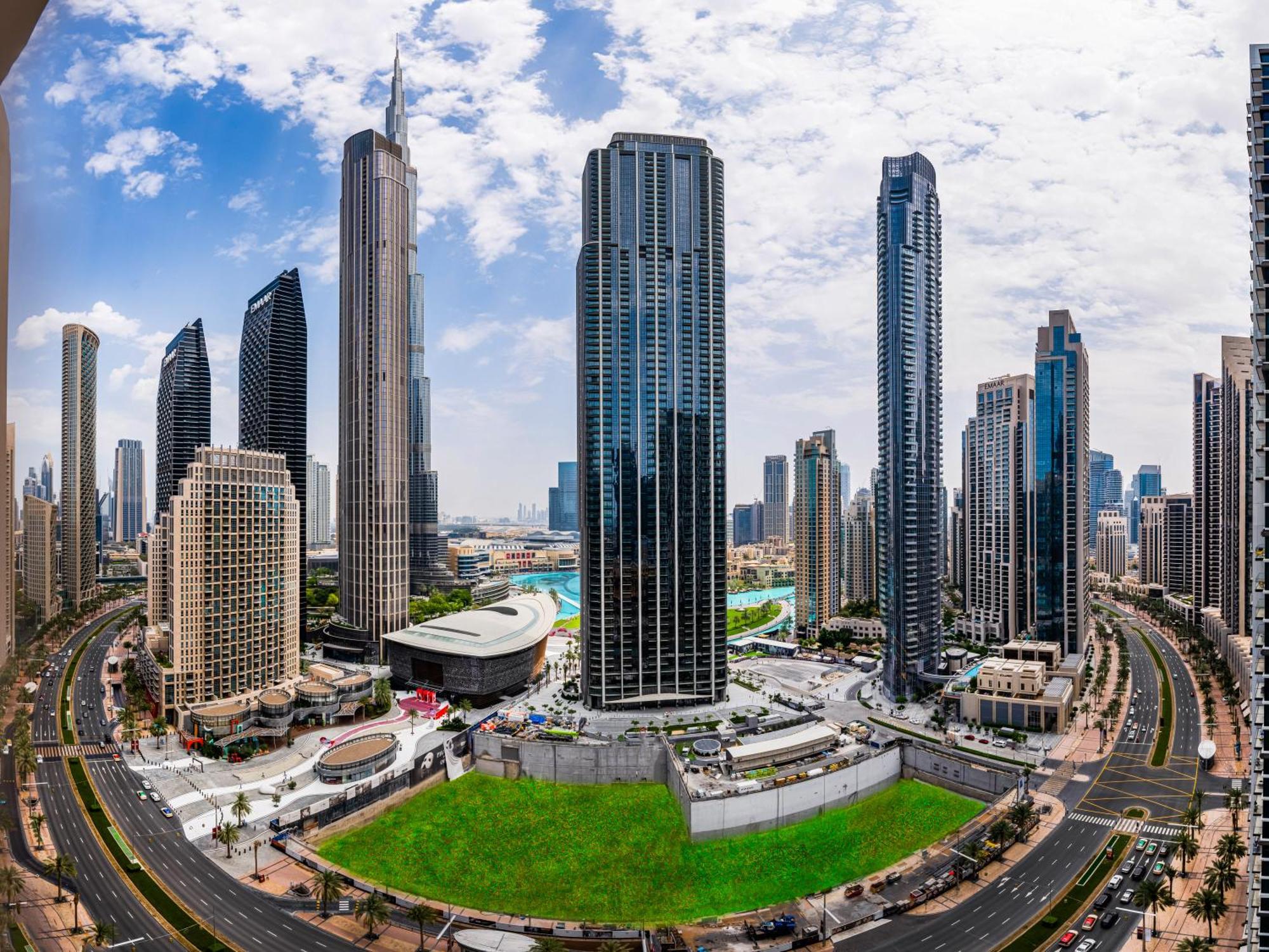 Luxury 4br Apt-iconic Burj Khalifa &fountain Views Apartment
