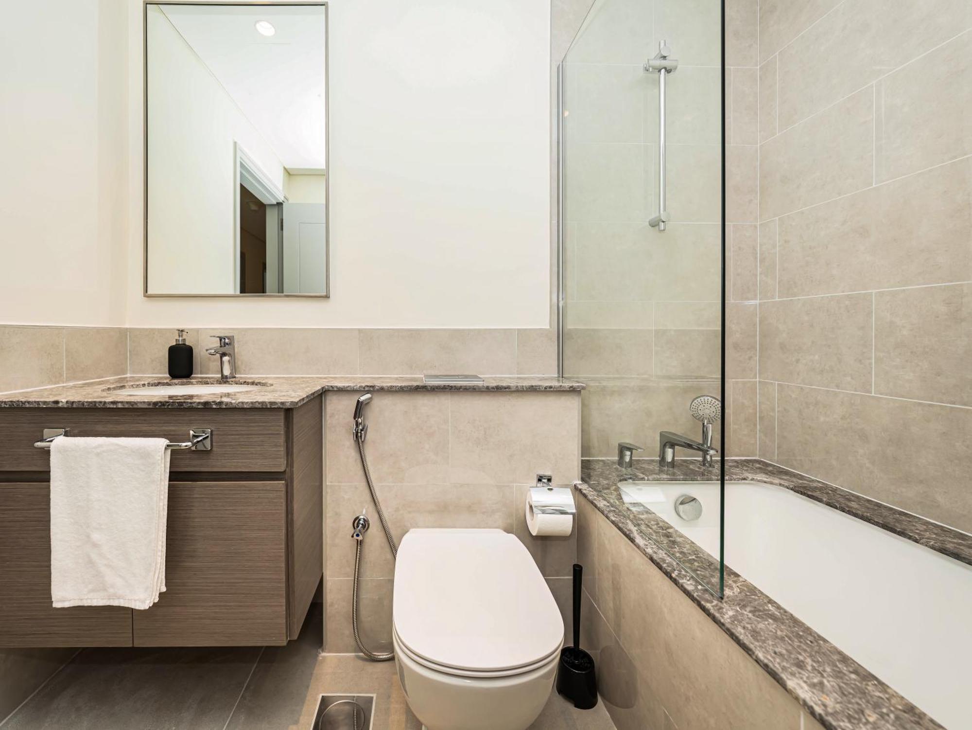 Luxury 4br Apt-iconic Burj Khalifa &fountain Views Dubai