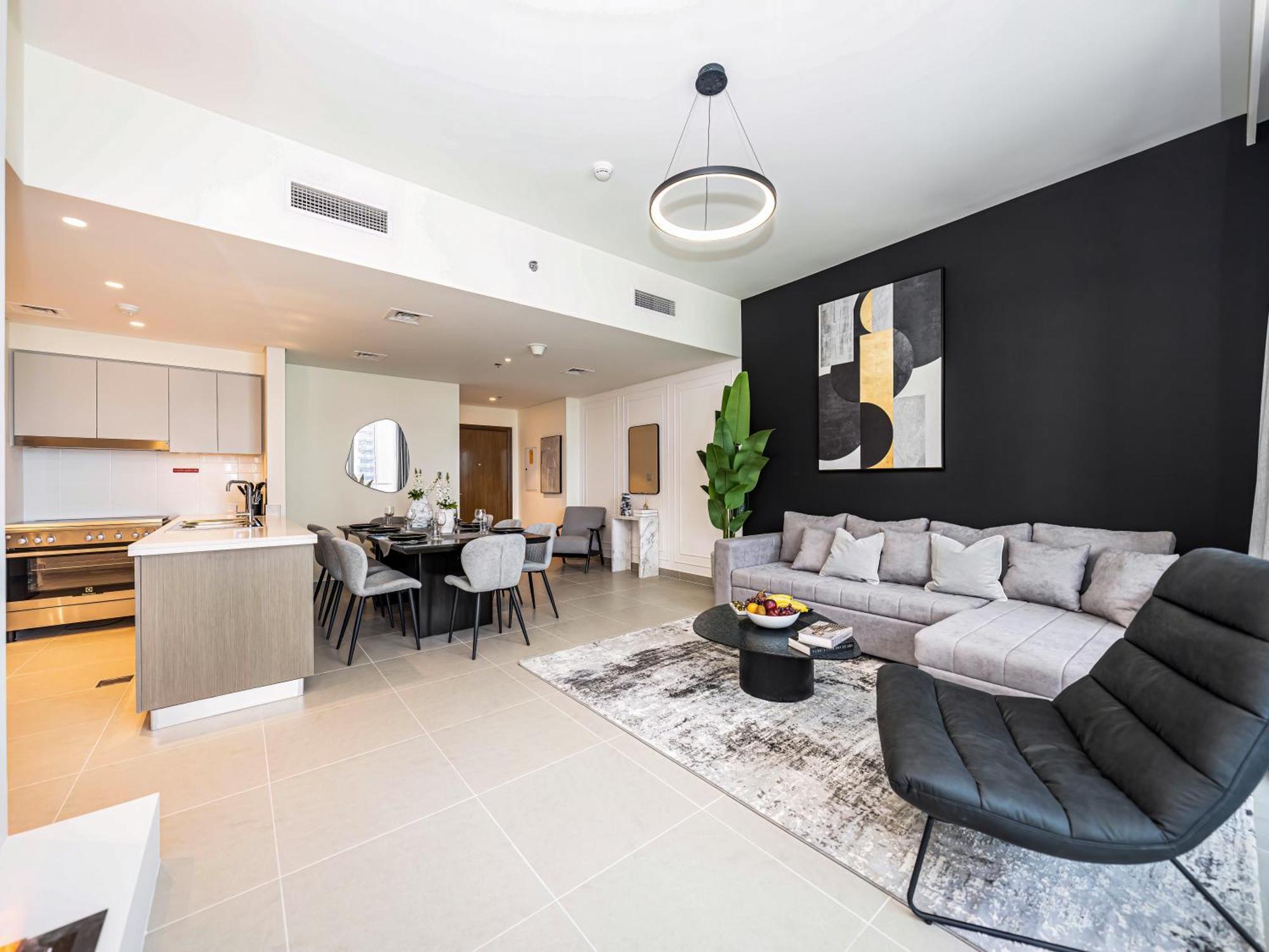 Luxury 4br Apt-iconic Burj Khalifa &fountain Views Apartment *