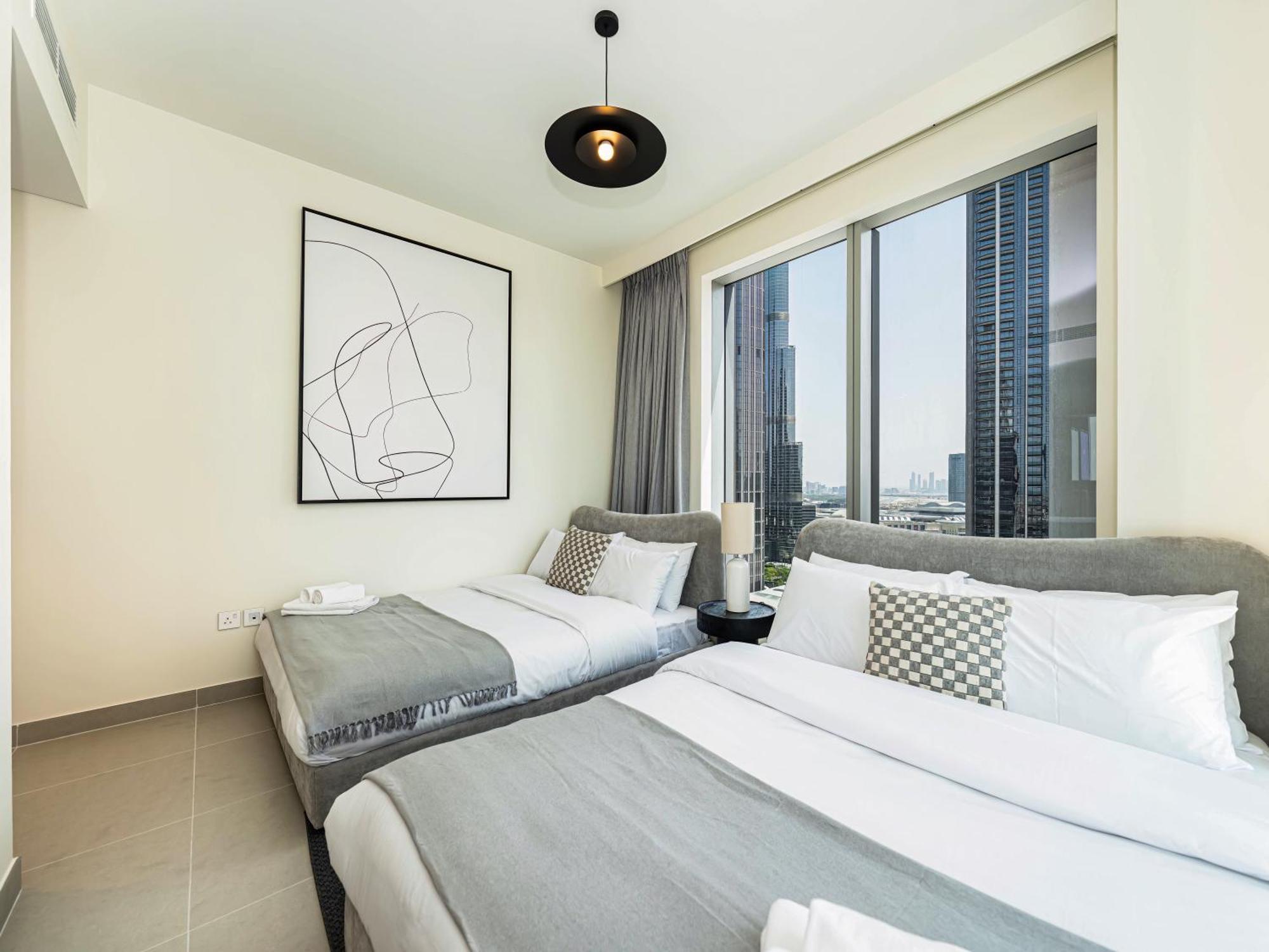 Apartment Luxury 4br Apt-iconic Burj Khalifa &fountain Views