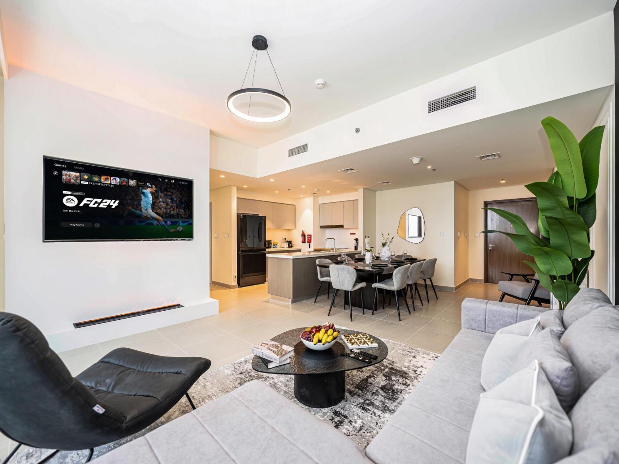 Luxury 4br Apt-iconic Burj Khalifa &fountain Views Apartment *