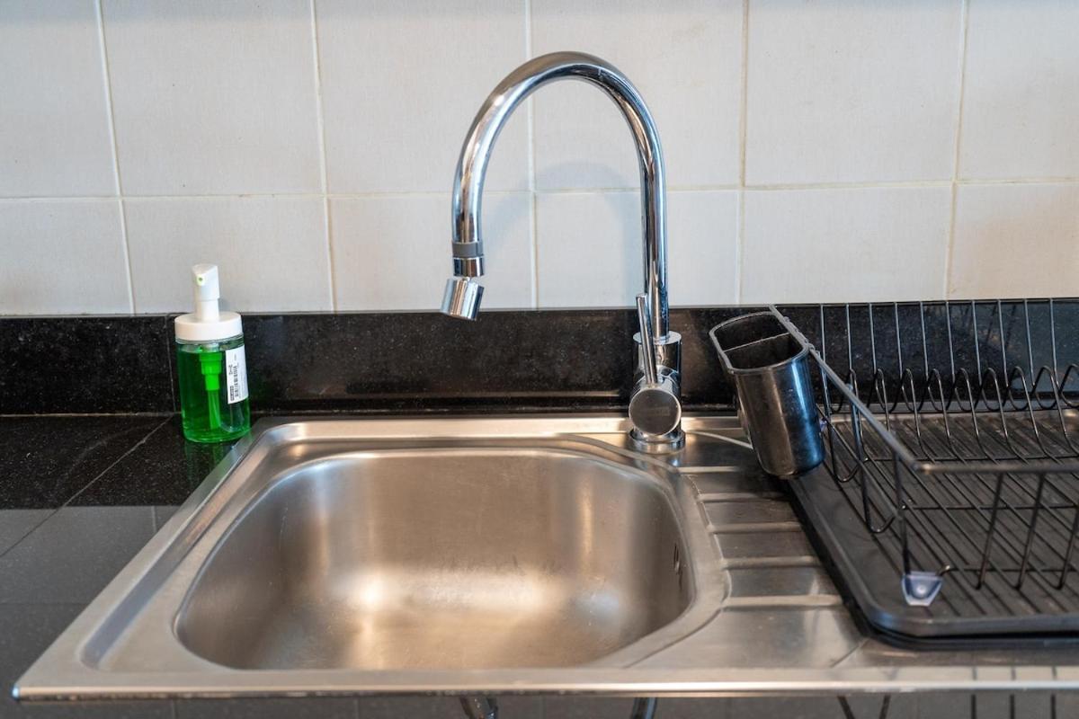 Apartment Wonderful 1-bedroom With Canal View At Sparkle Tower In Marina *