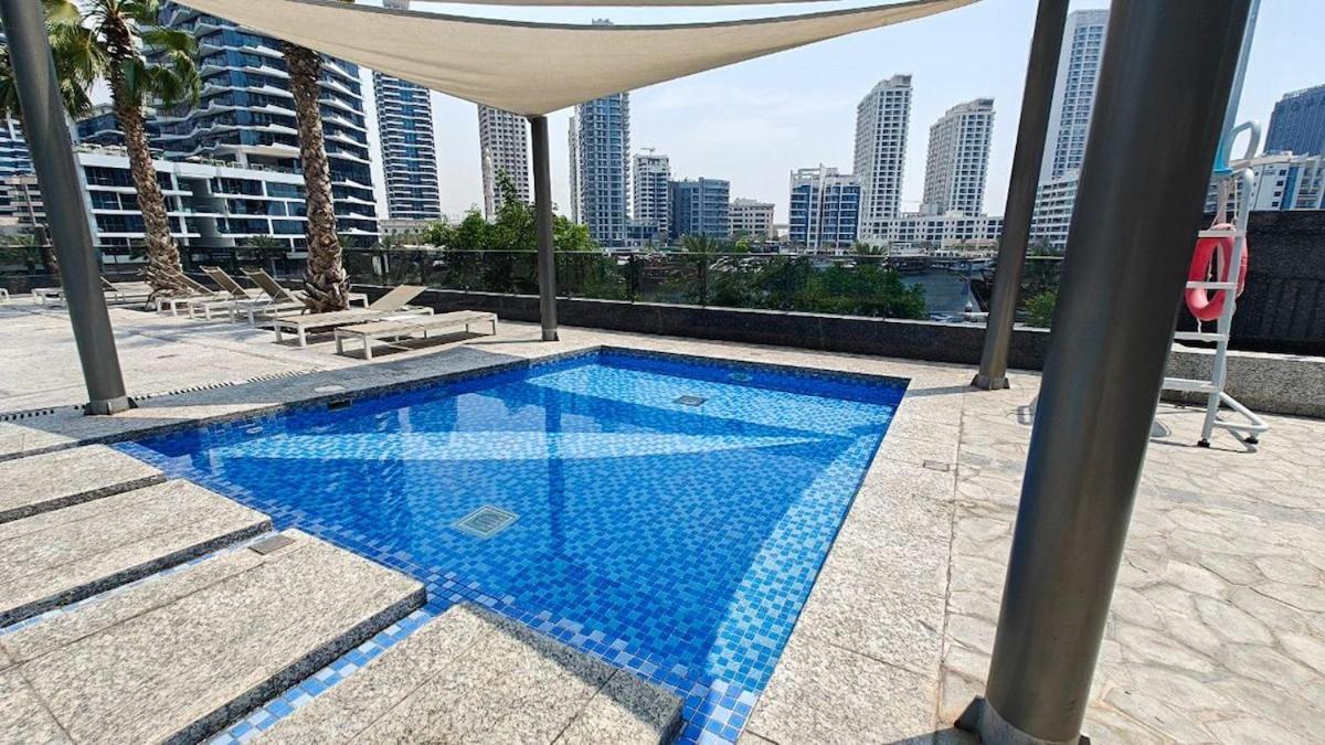 Apartment Wonderful 1-bedroom With Canal View At Sparkle Tower In Marina