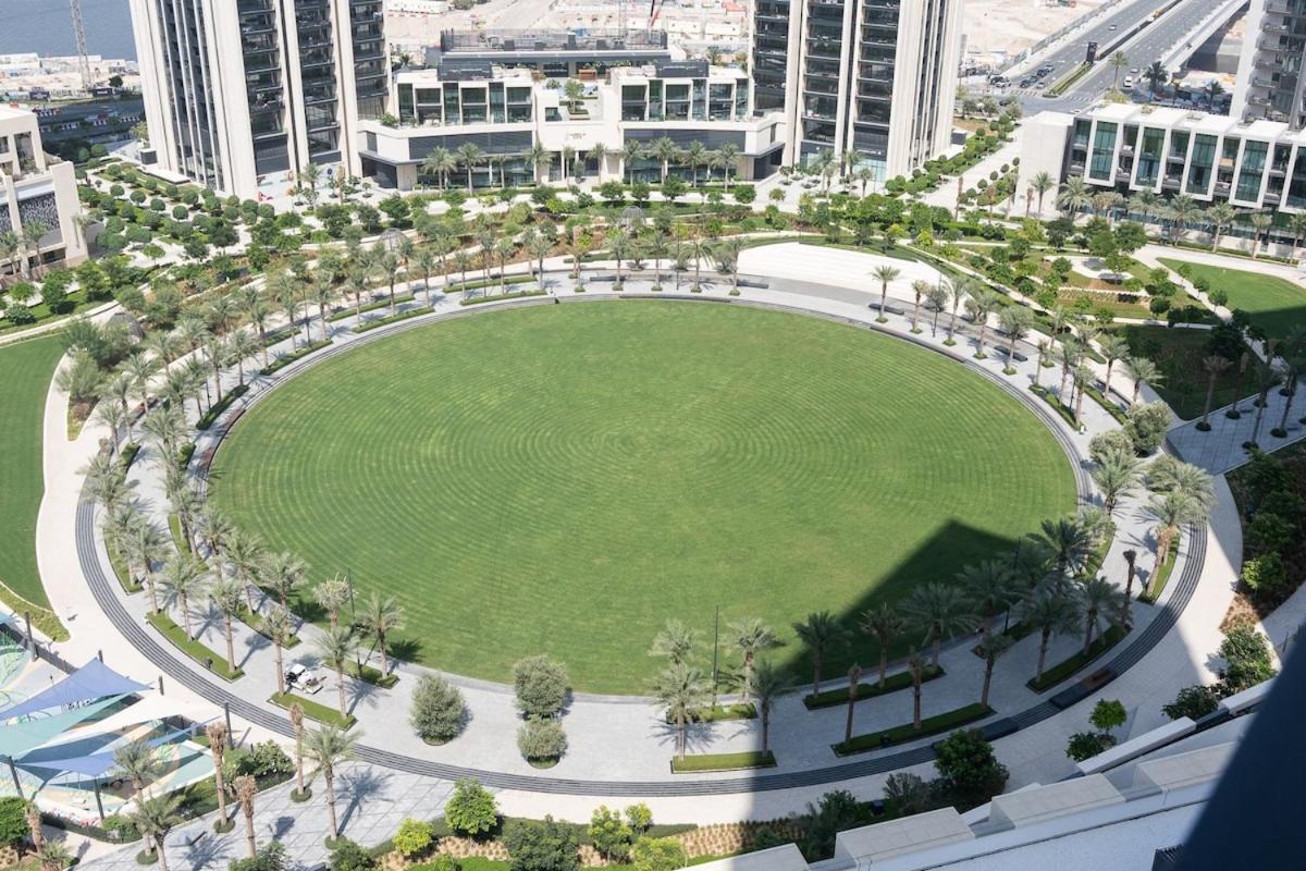 Captivating 1br In Creek Harbour Dubai