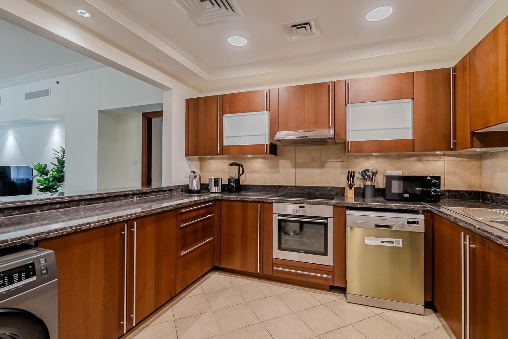 Apartment With Palm Jumeirah View I Golden Mile