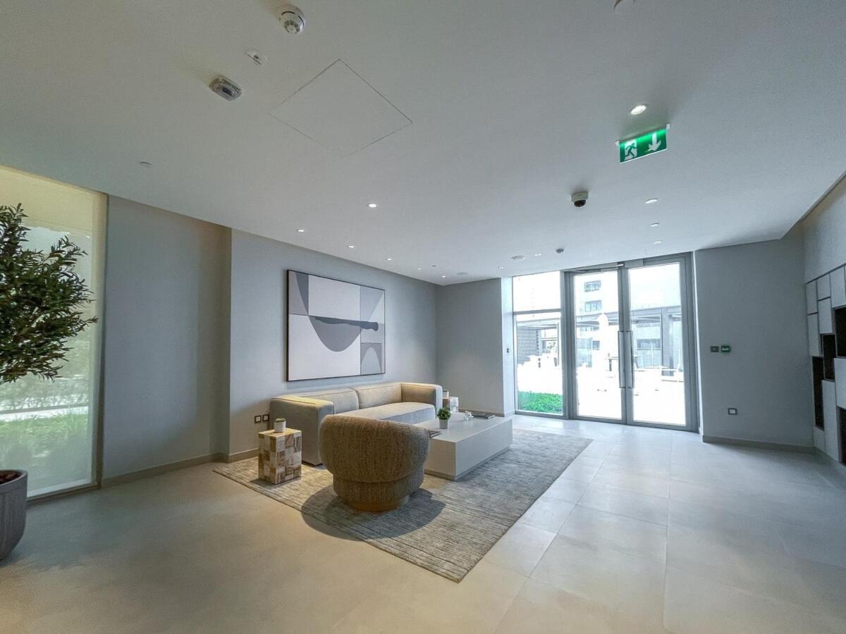 Apartment Stylish 2-bed Oasis With Pool In Peaceful Creek Harbour