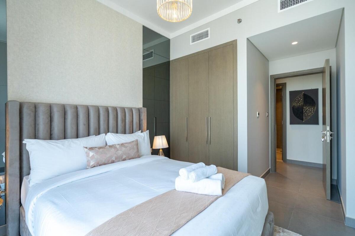 Stylish 2-bed Oasis With Pool In Peaceful Creek Harbour * Dubai