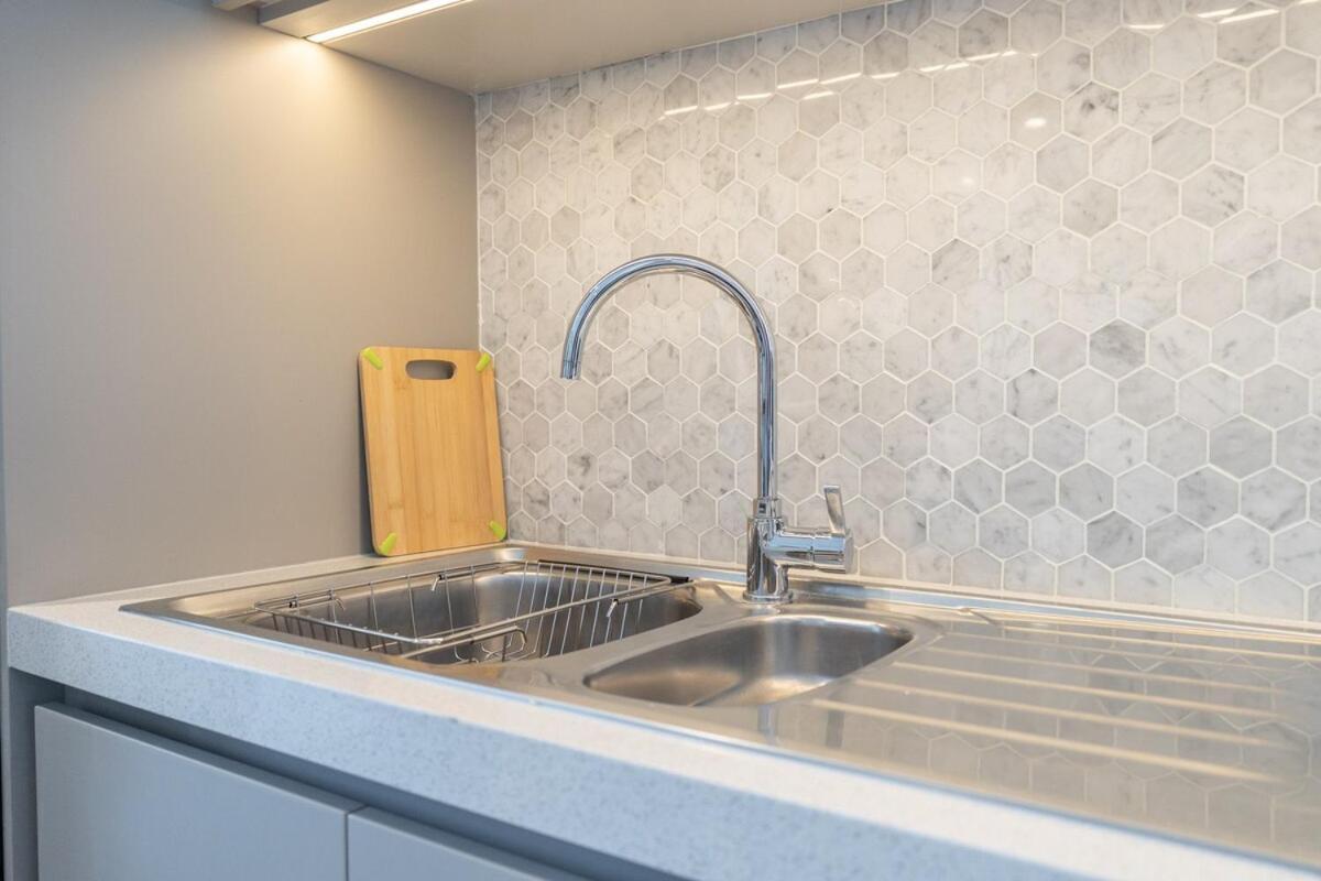 Stylish 2-bed Oasis With Pool In Peaceful Creek Harbour * Dubai