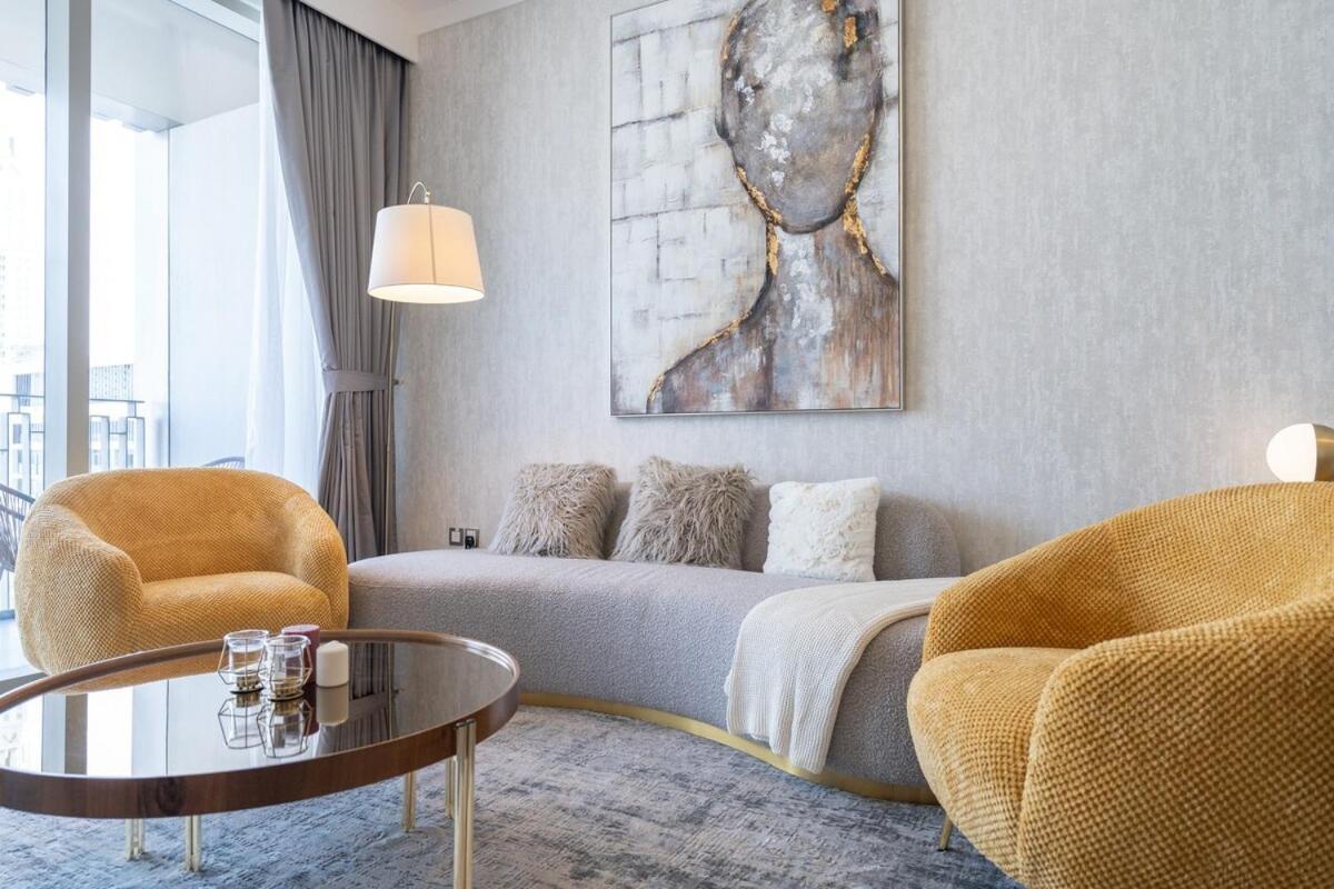 Stylish 2-bed Oasis With Pool In Peaceful Creek Harbour Apartment Dubai
