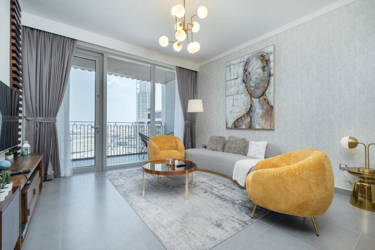 Apartment Stylish 2-bed Oasis With Pool In Peaceful Creek Harbour Dubai