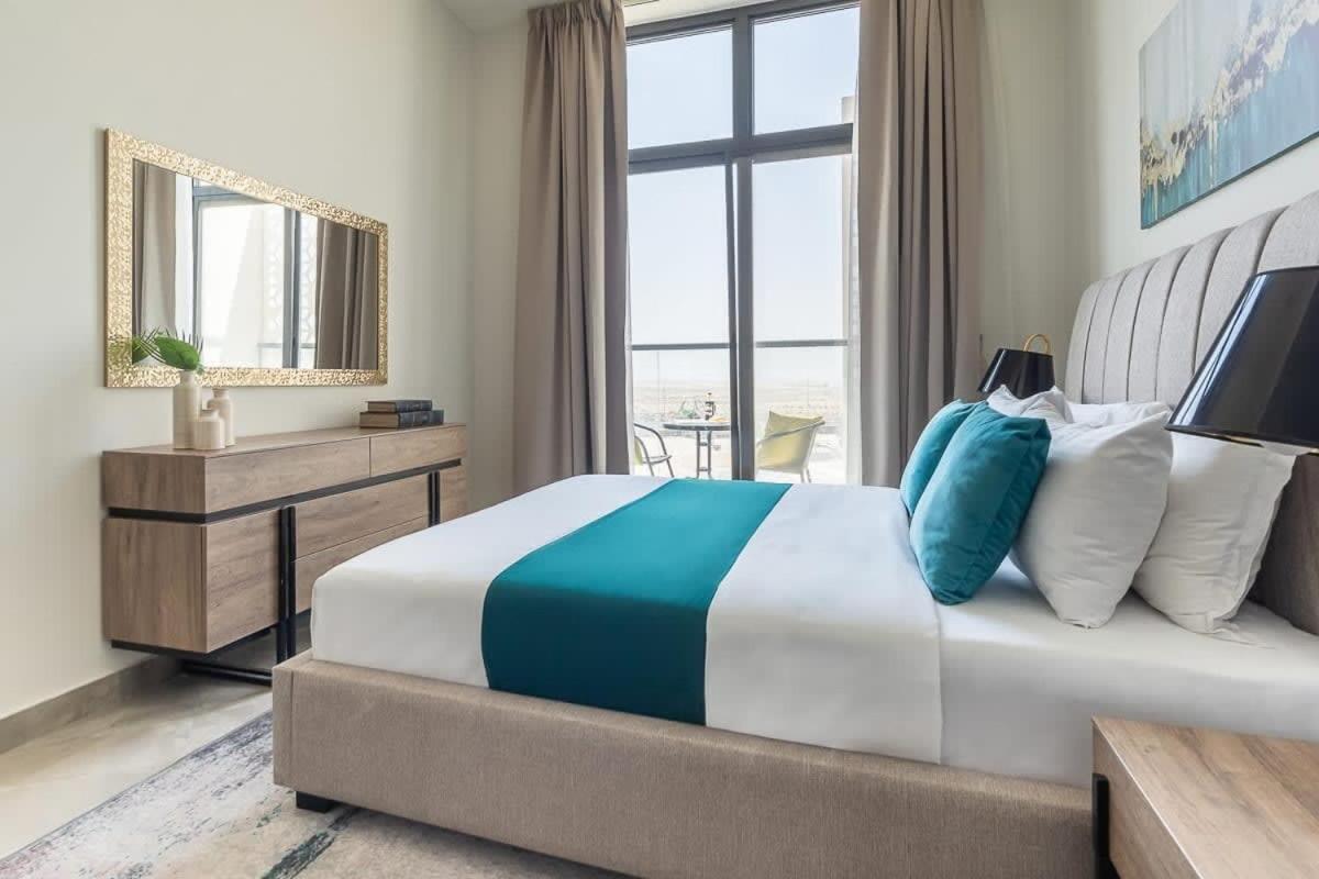 Frank Porter - Majestique 2 Apartment Dubai