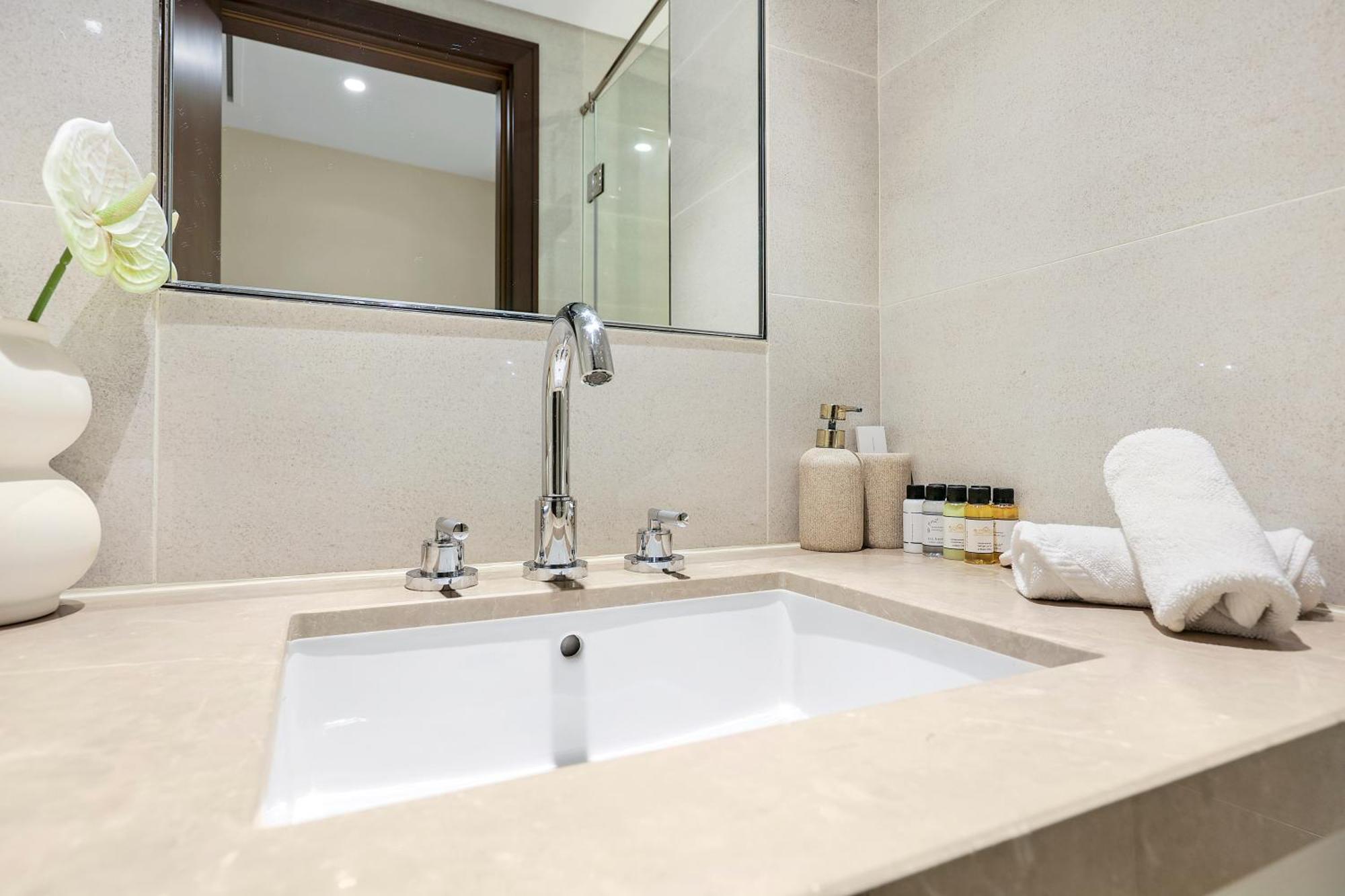 First Class 3br With Full Burj Khalifa And Fountain View Apartment Dubai