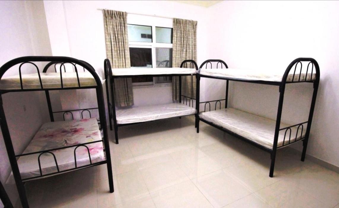 Hostel B.s
