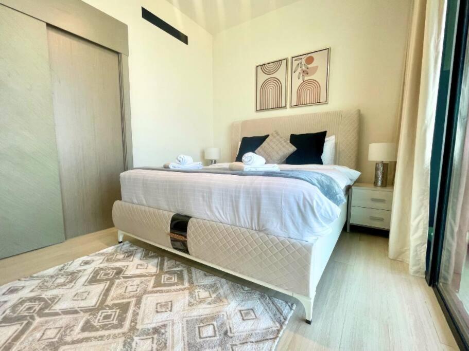 Premium Furnished 1br Binghatti Corner In Jvc Apartment