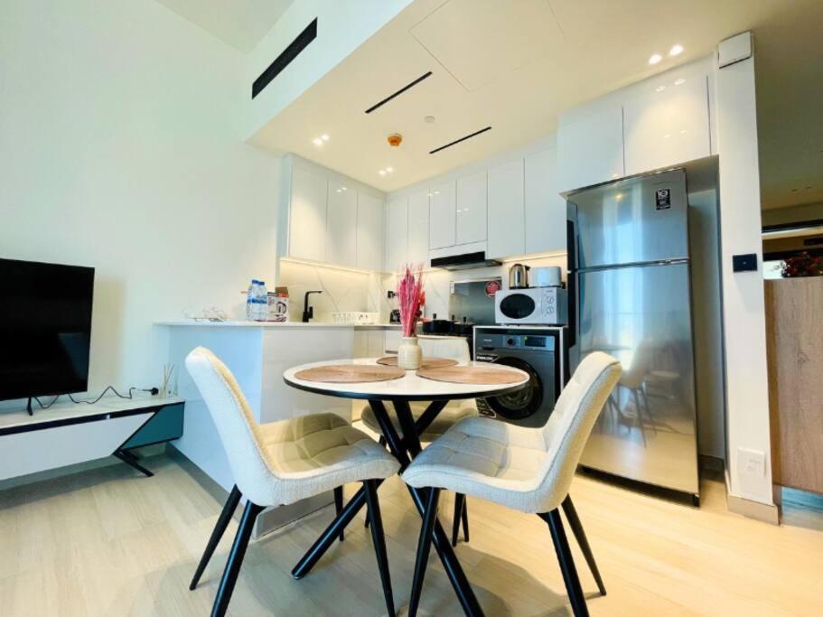Premium Furnished 1br Binghatti Corner In Jvc *