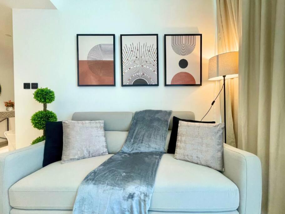 Premium Furnished 1br Binghatti Corner In Jvc Apartment *