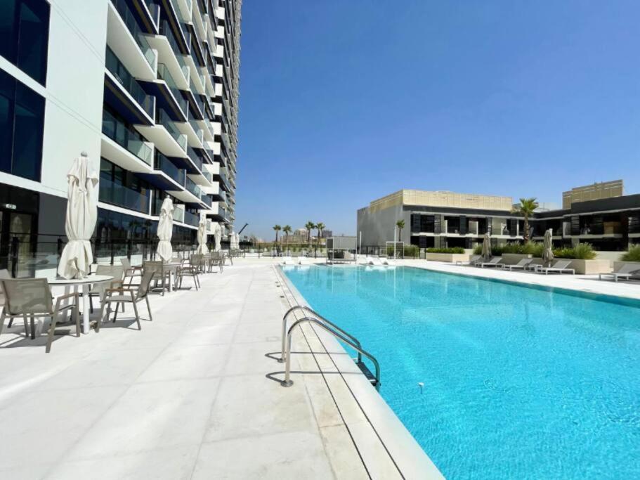 Apartment Premium Furnished 1br Binghatti Corner In Jvc Dubai